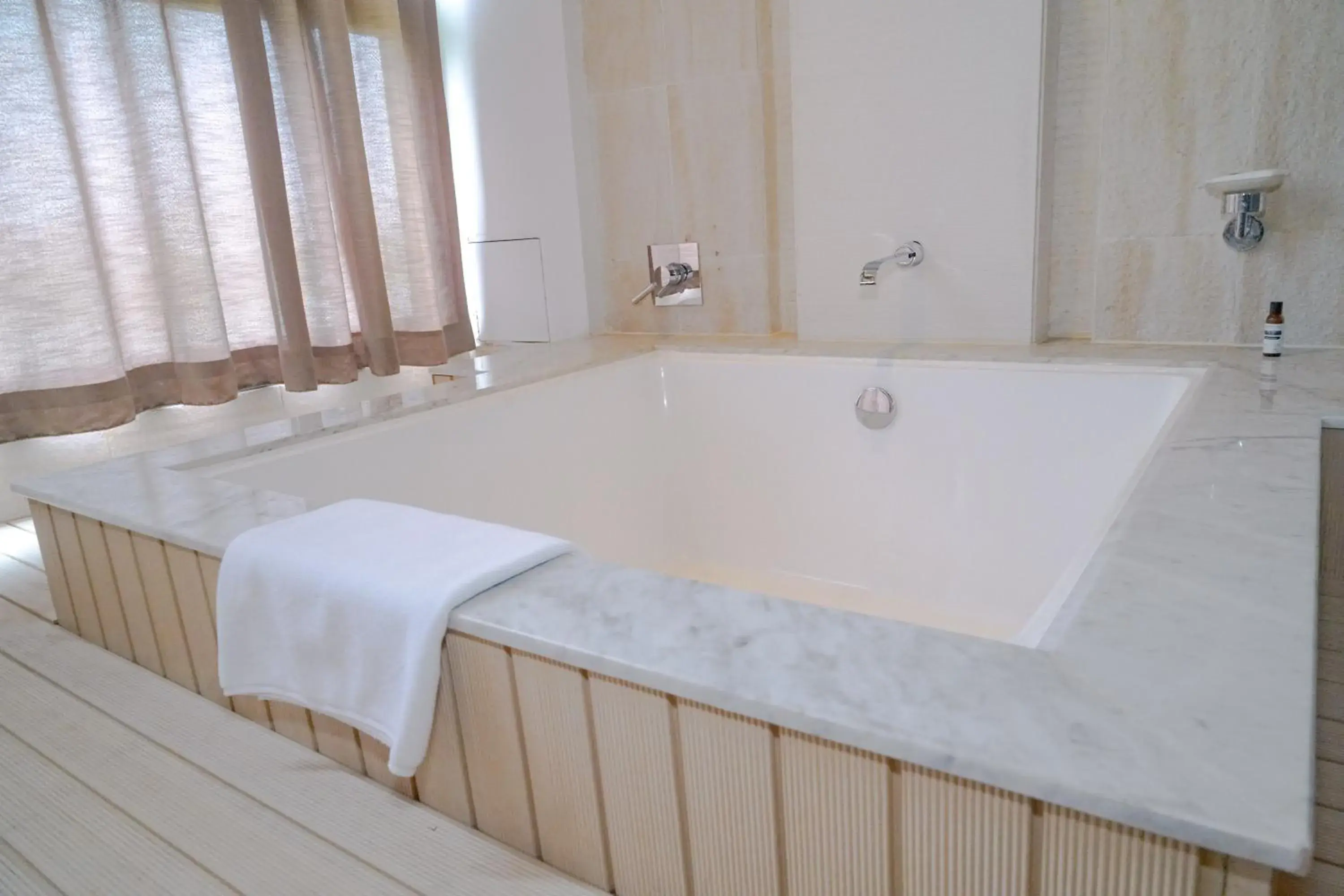 Executive King Suite - single occupancy in Hyatt Regency Dongguan Executive King Suite - single occupancy in Hyatt Regency Dongguan