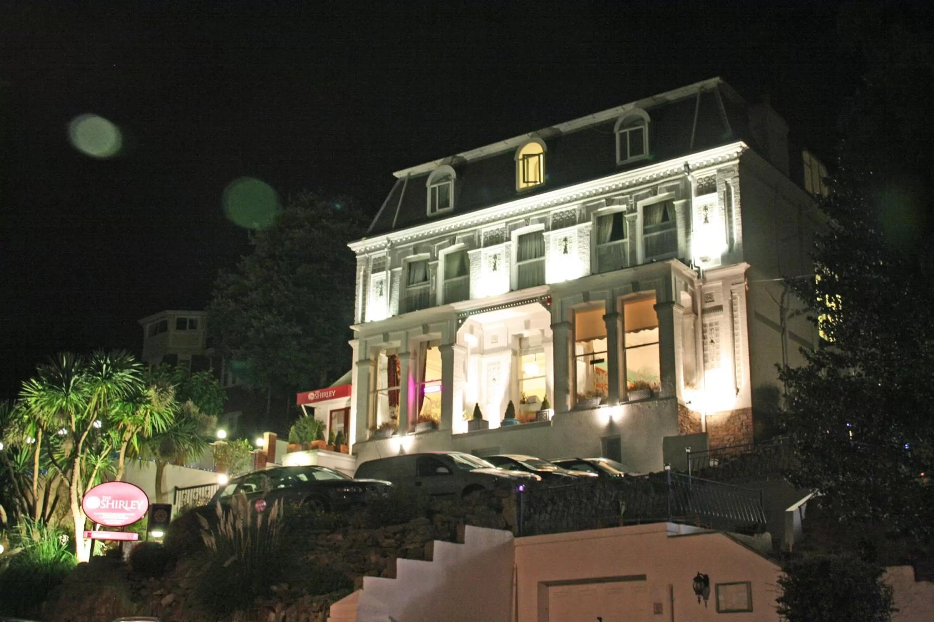 Facade/entrance in The Shirley