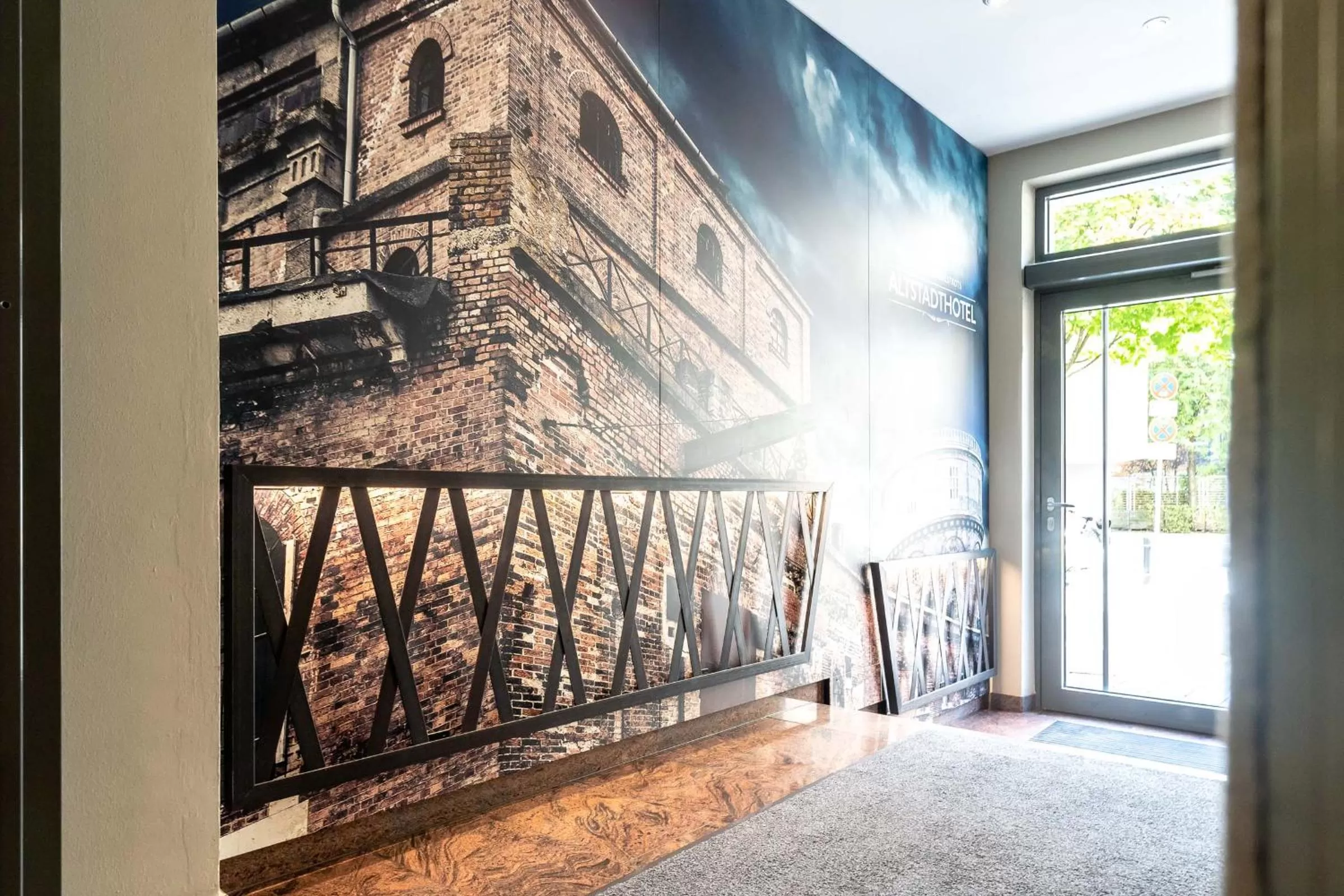 Facade/entrance in Altstadthotel