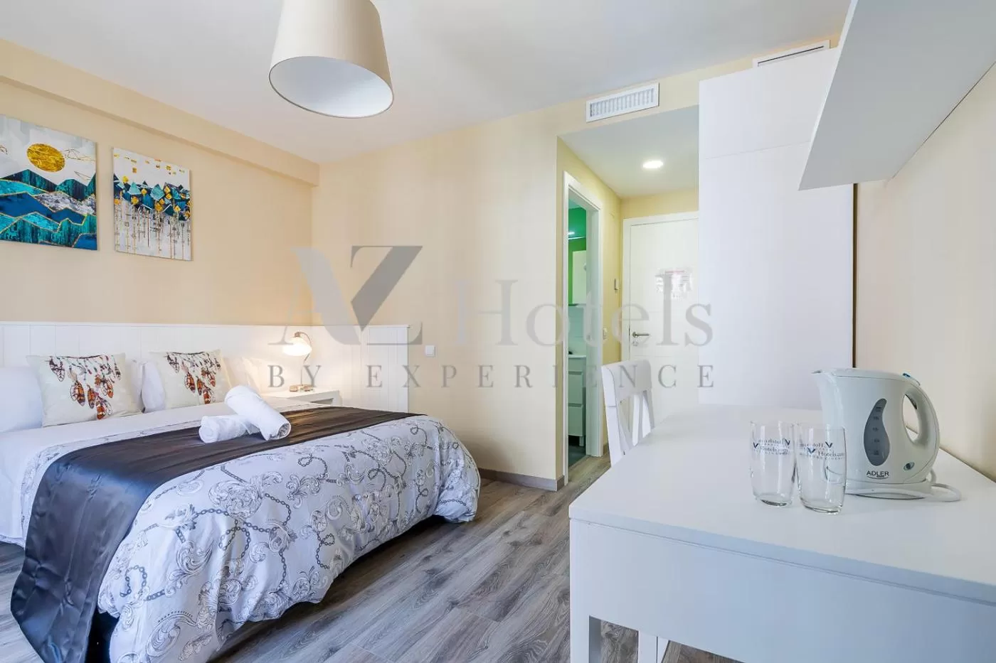 Photo of the whole room, Bed in AYZ Villegas - Auto check-in property