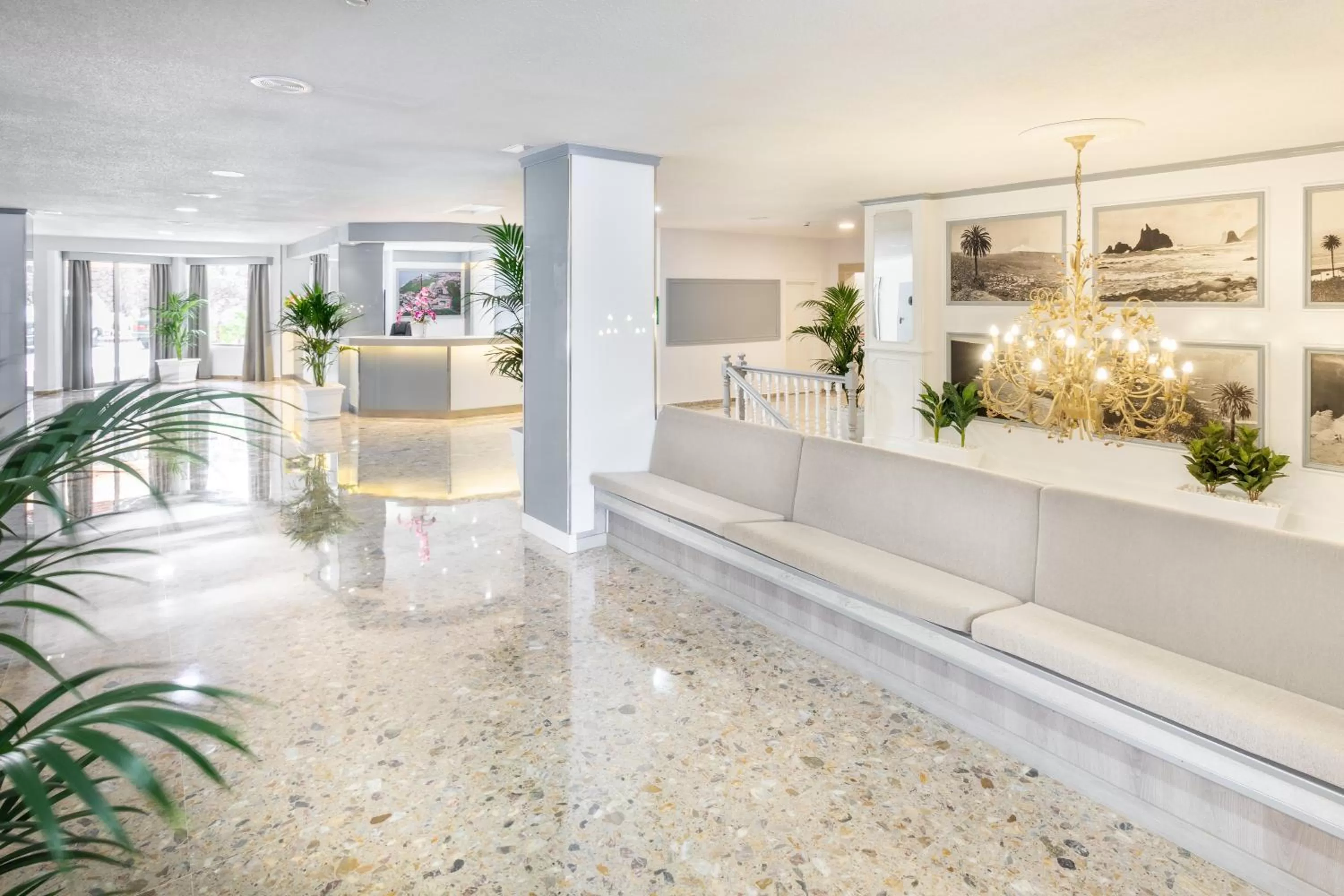 Staff in Hotel Panoramica Garden