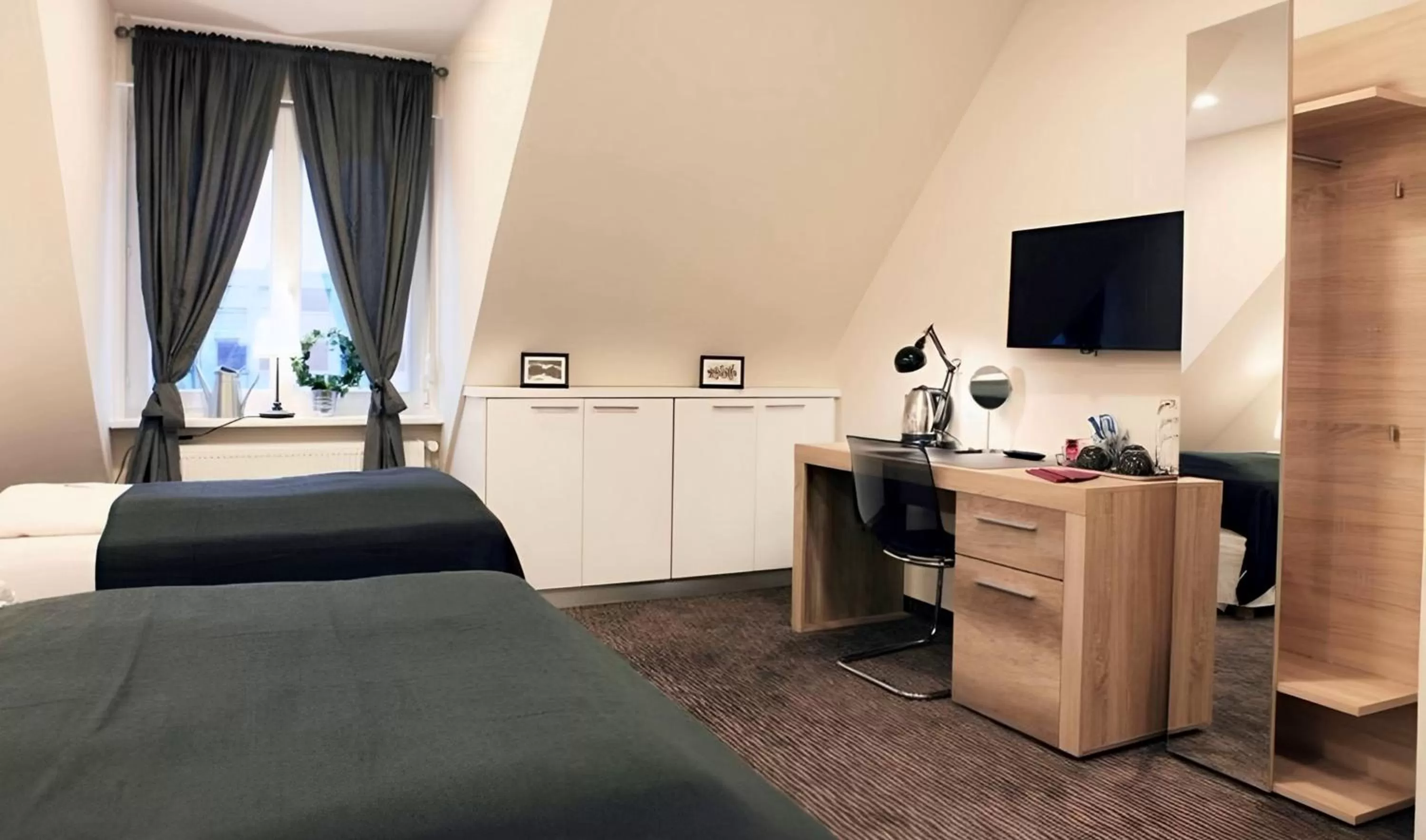 Photo of the whole room, Bed in Sleephotels