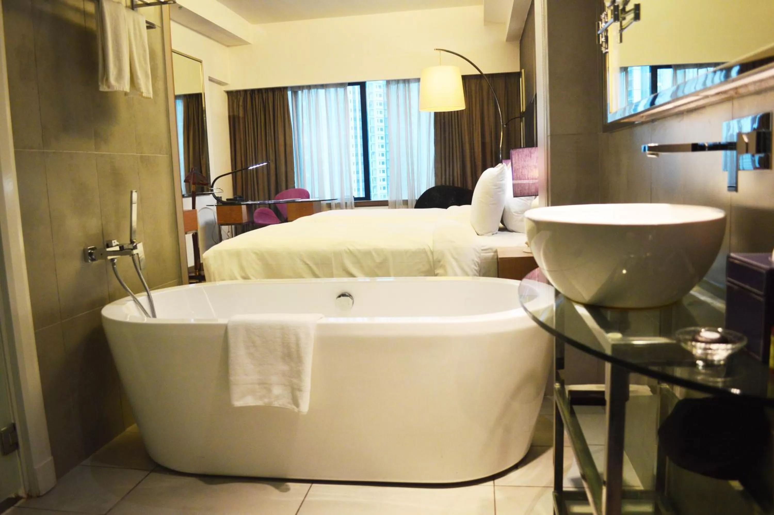 Bathroom, Bed in Wyndham Grand Bangsar Kuala Lumpur