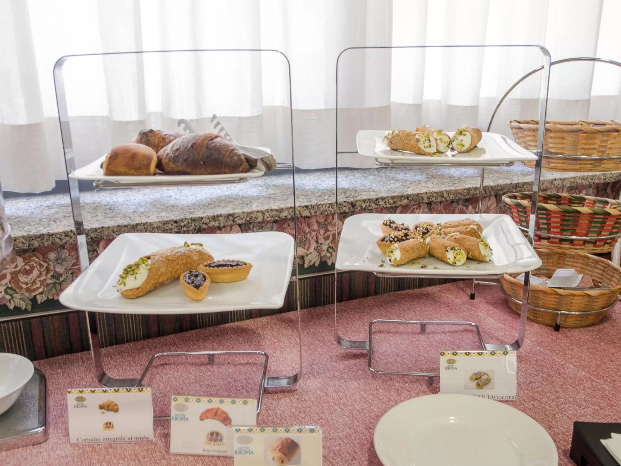 Breakfast in Hotel Kroma