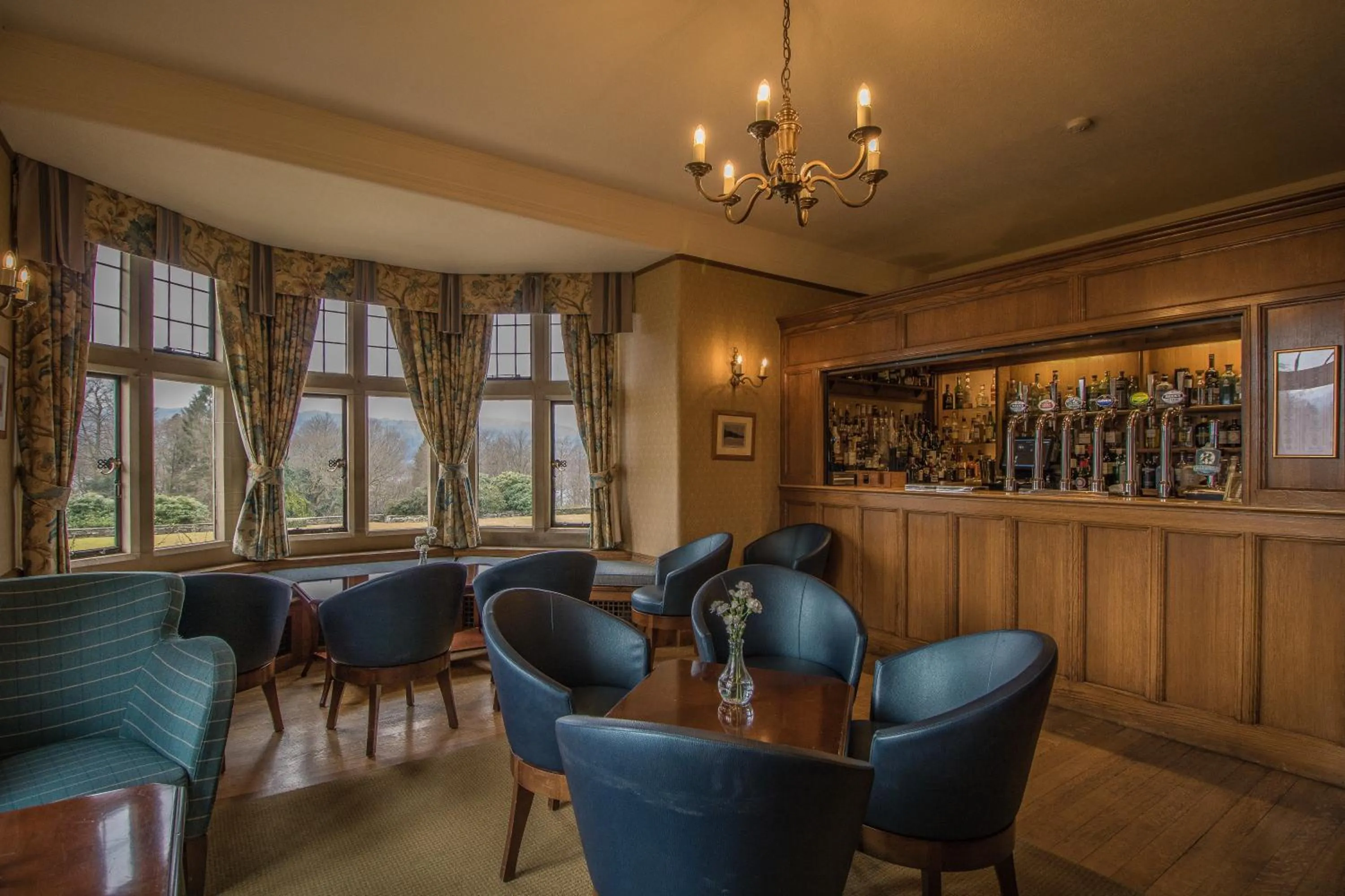 Lounge or bar in Cragwood Country House Hotel