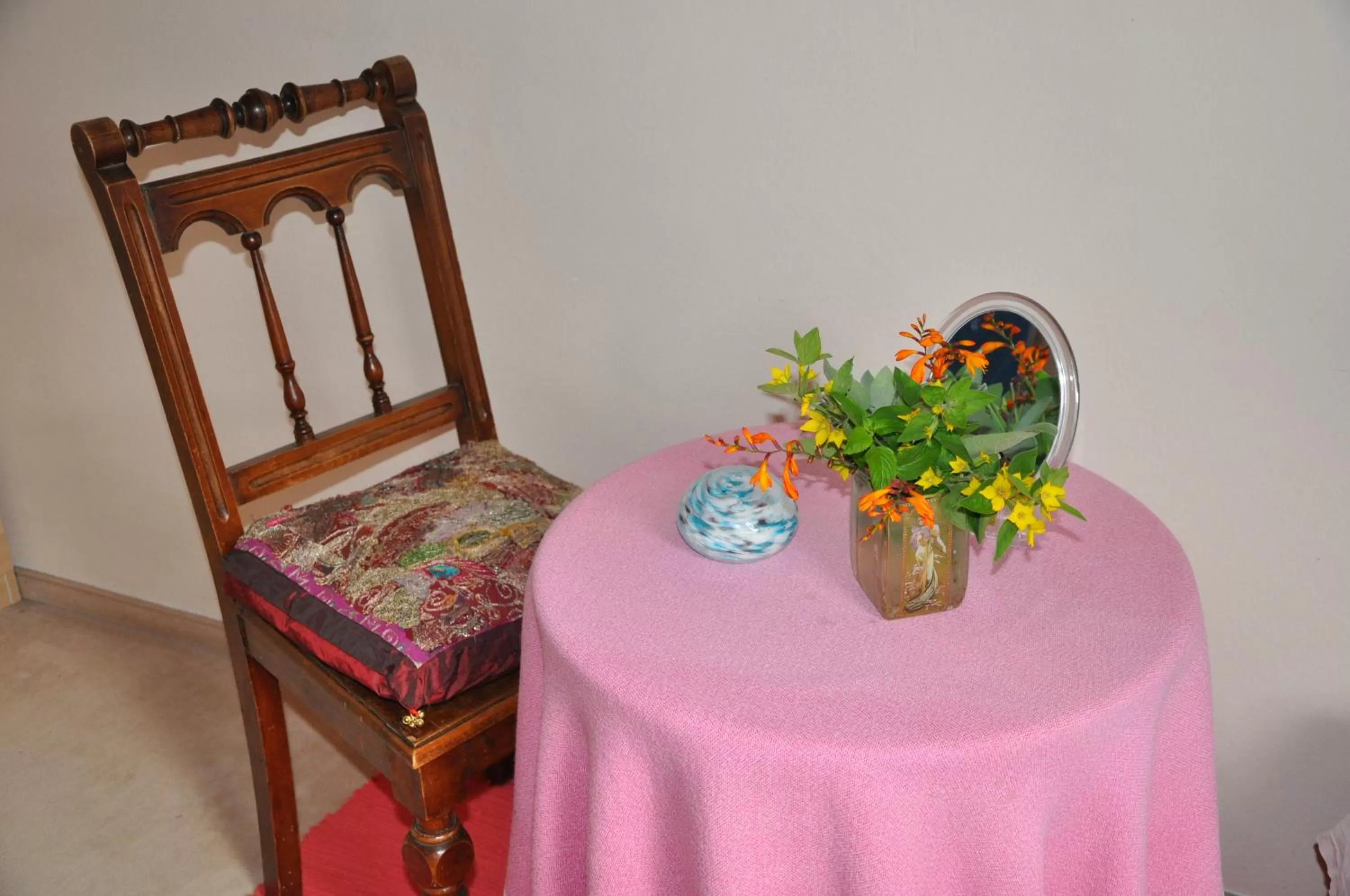 Decorative detail, Dining Area in Bed and Breakfast Bavaria München