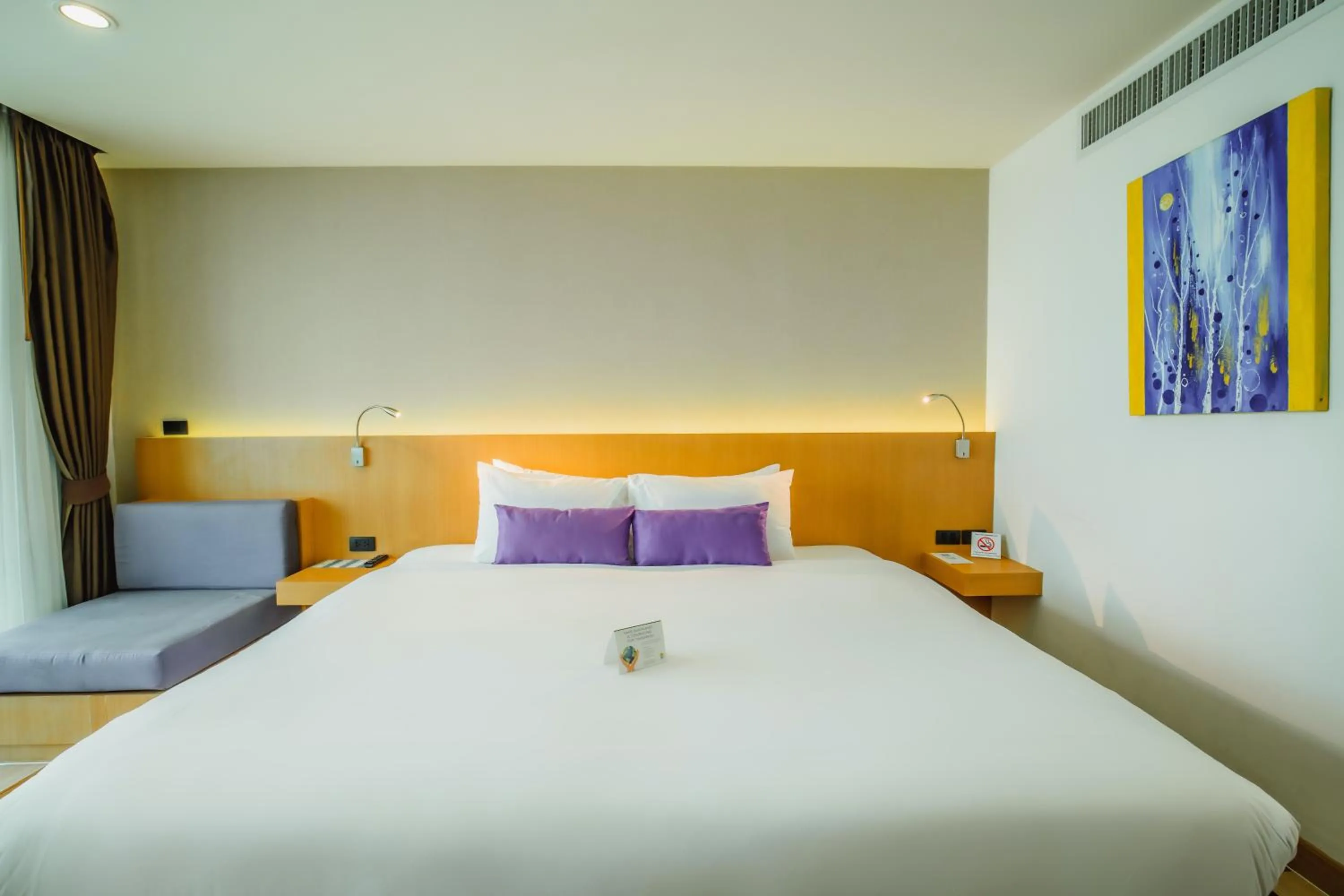 Bed in The Lunar Patong