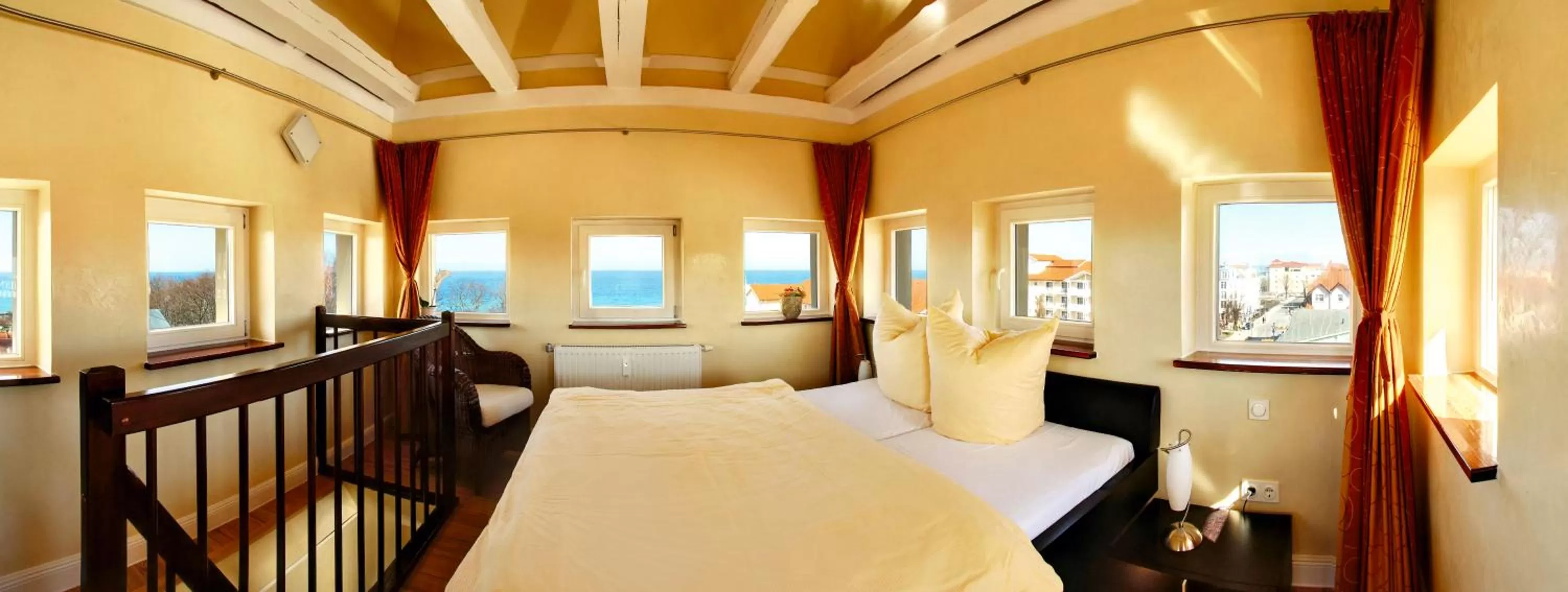 Bedroom in Villa Astoria - Suiten am Meer