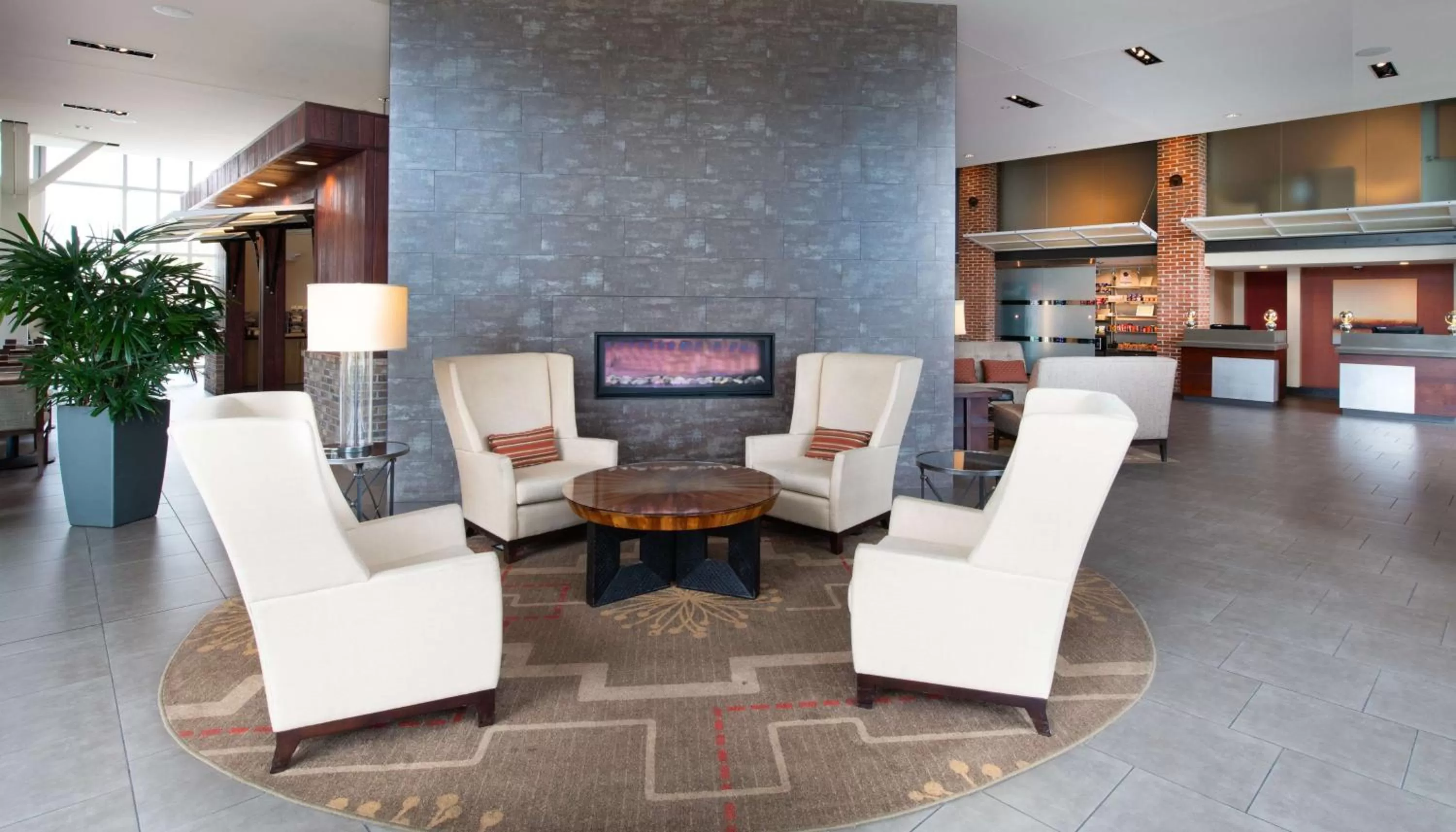 Lobby or reception in DoubleTree Hotel & Suites Charleston Airport
