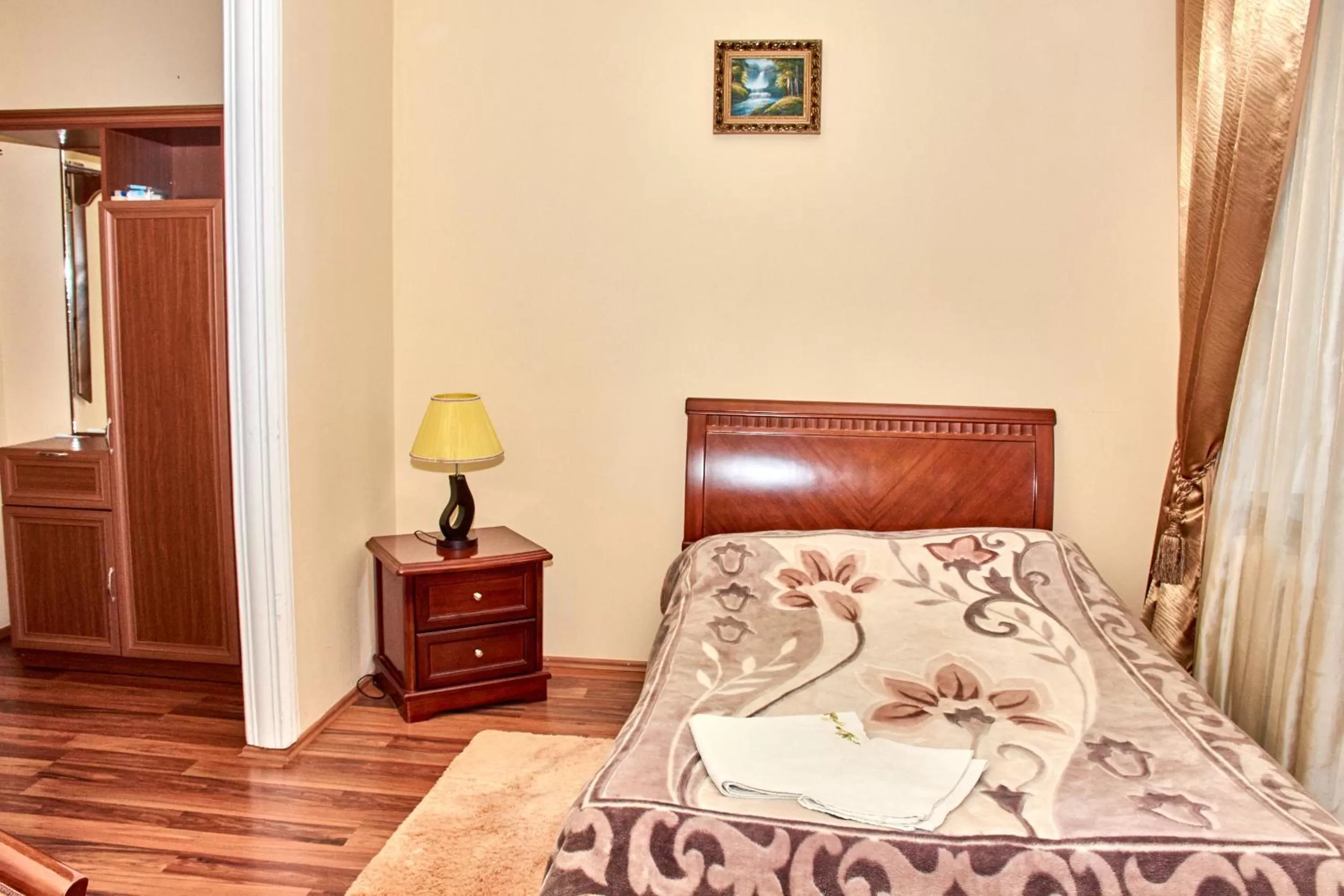 Bed in Hotel Art-Seg