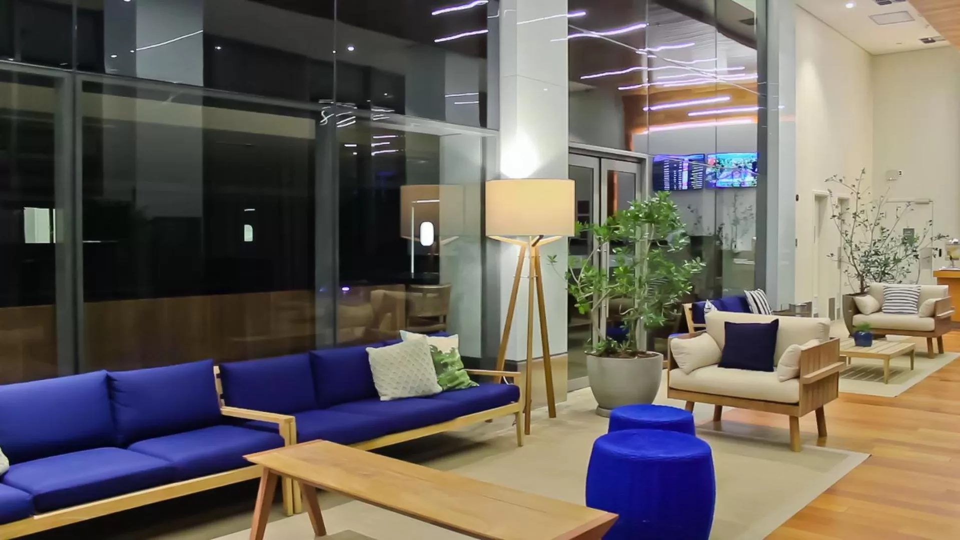 Living room in Prodigy Santos Dumont by Wish