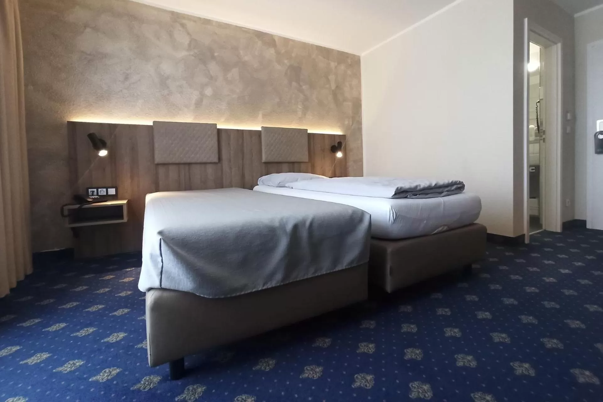 Bed in Hotel Garni Arcis