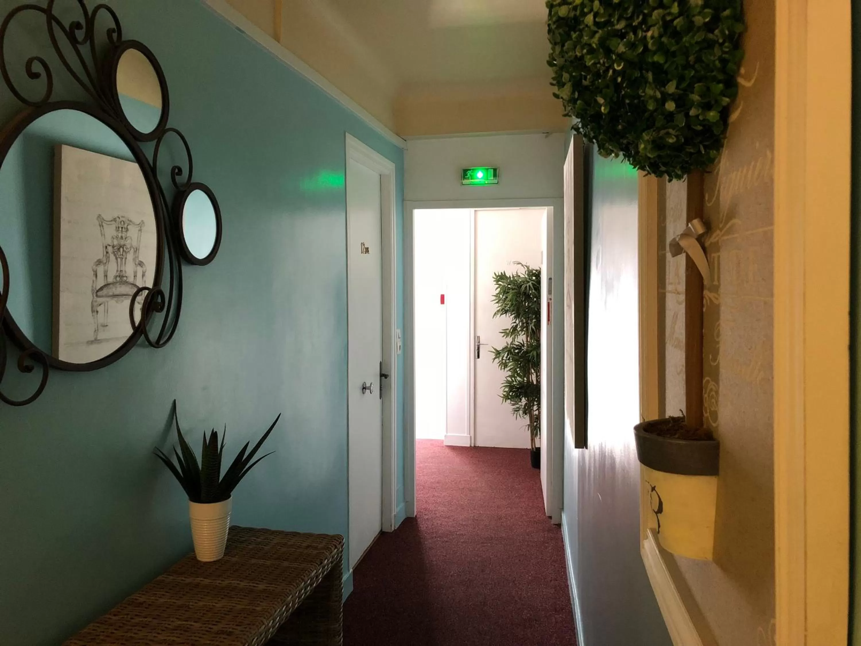 Property building in Hôtel De La Cathédrale