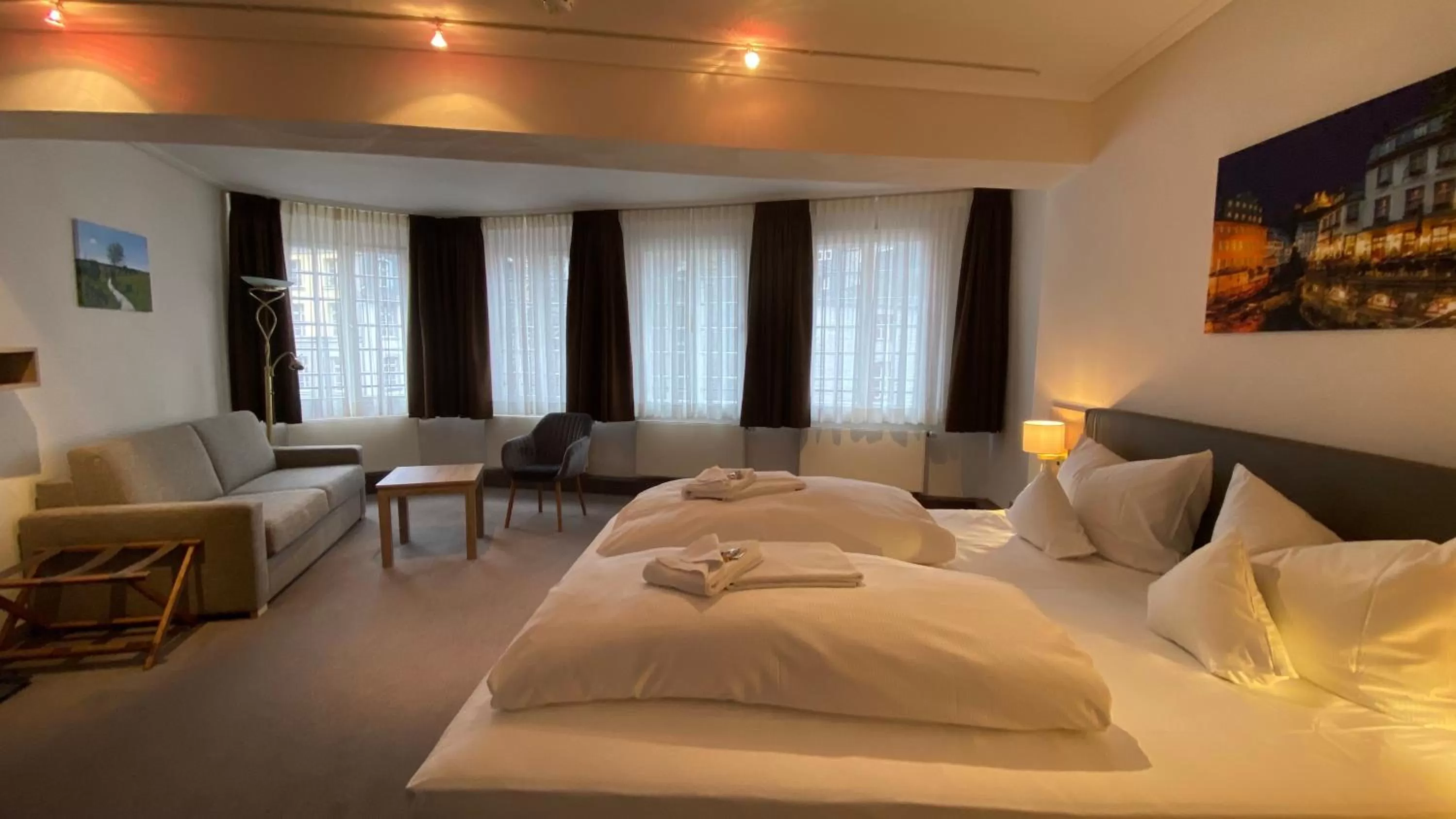 Bed in Horchem Hotel-Restaurant-Café-Bar