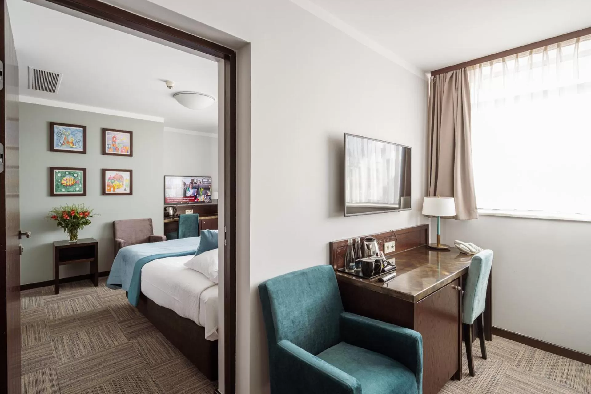 Photo of the whole room, Bed in Europeum Hotel