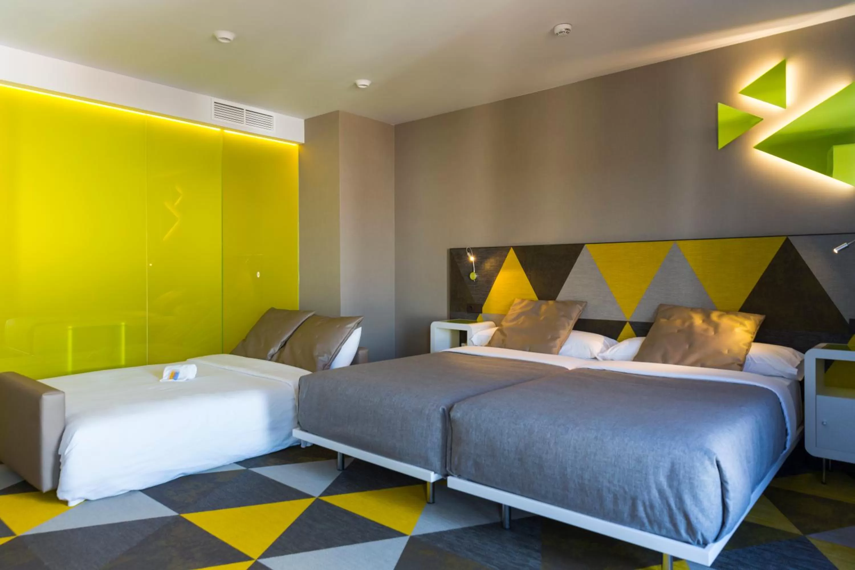 Photo of the whole room, Bed in Hotel Macià Sevilla Kubb