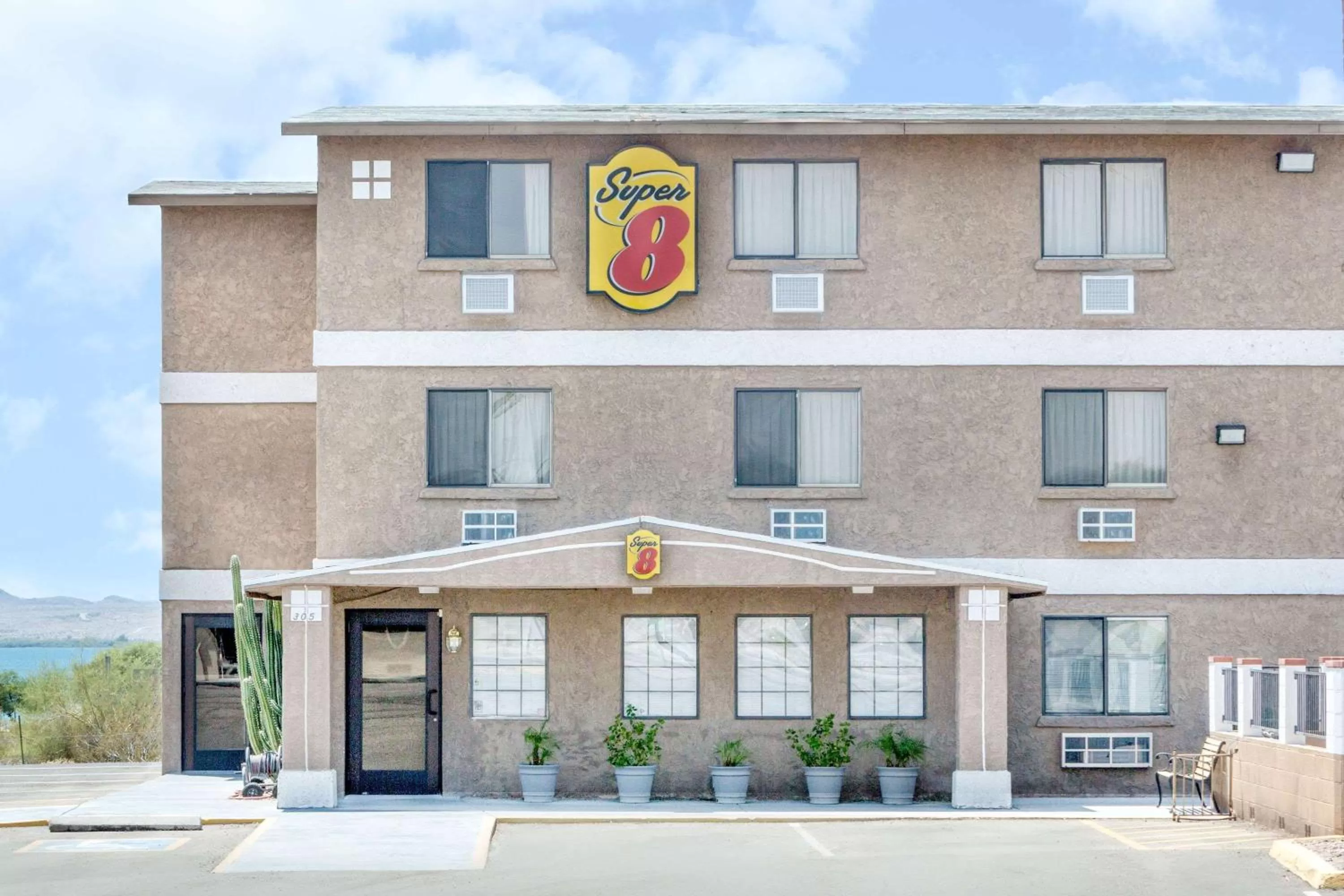 Property building in Super 8 by Wyndham Lake Havasu City