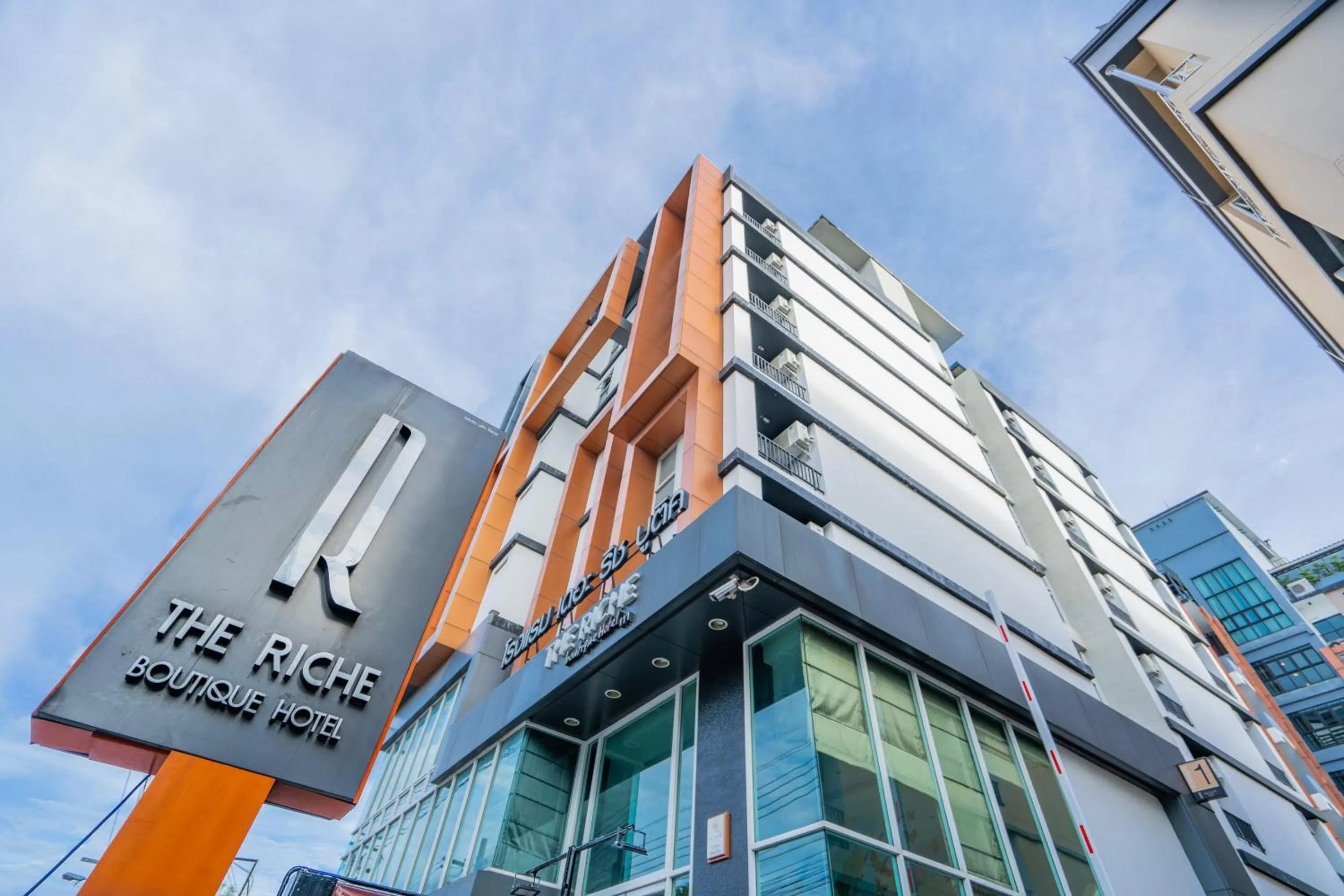 Property building in The Riche Boutique Hotel Don Mueang Airport