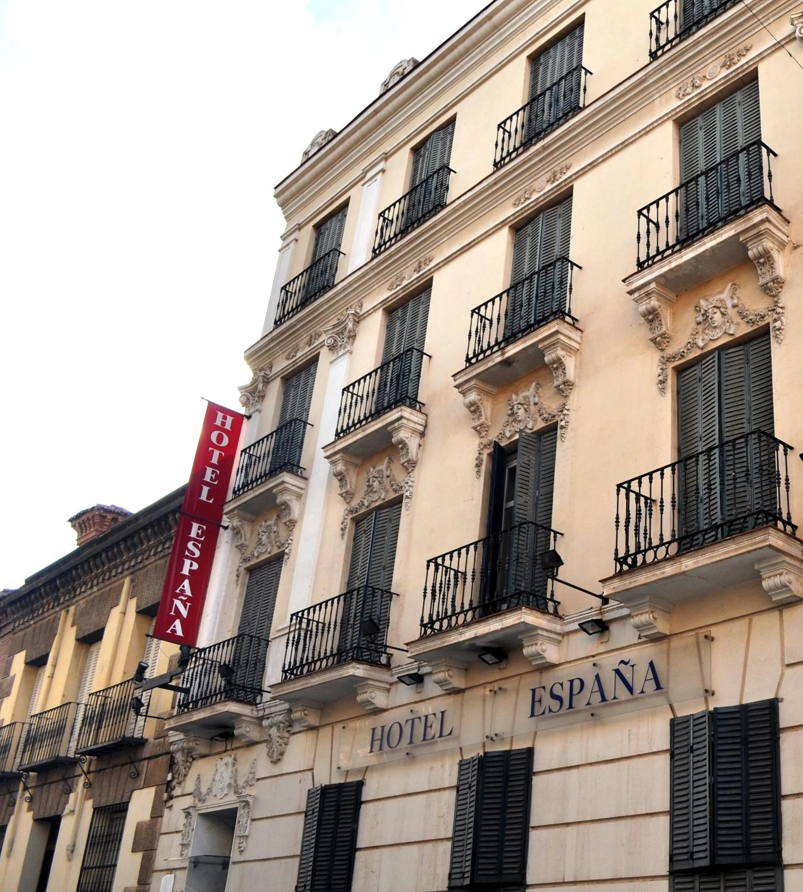 Property building in Hotel España