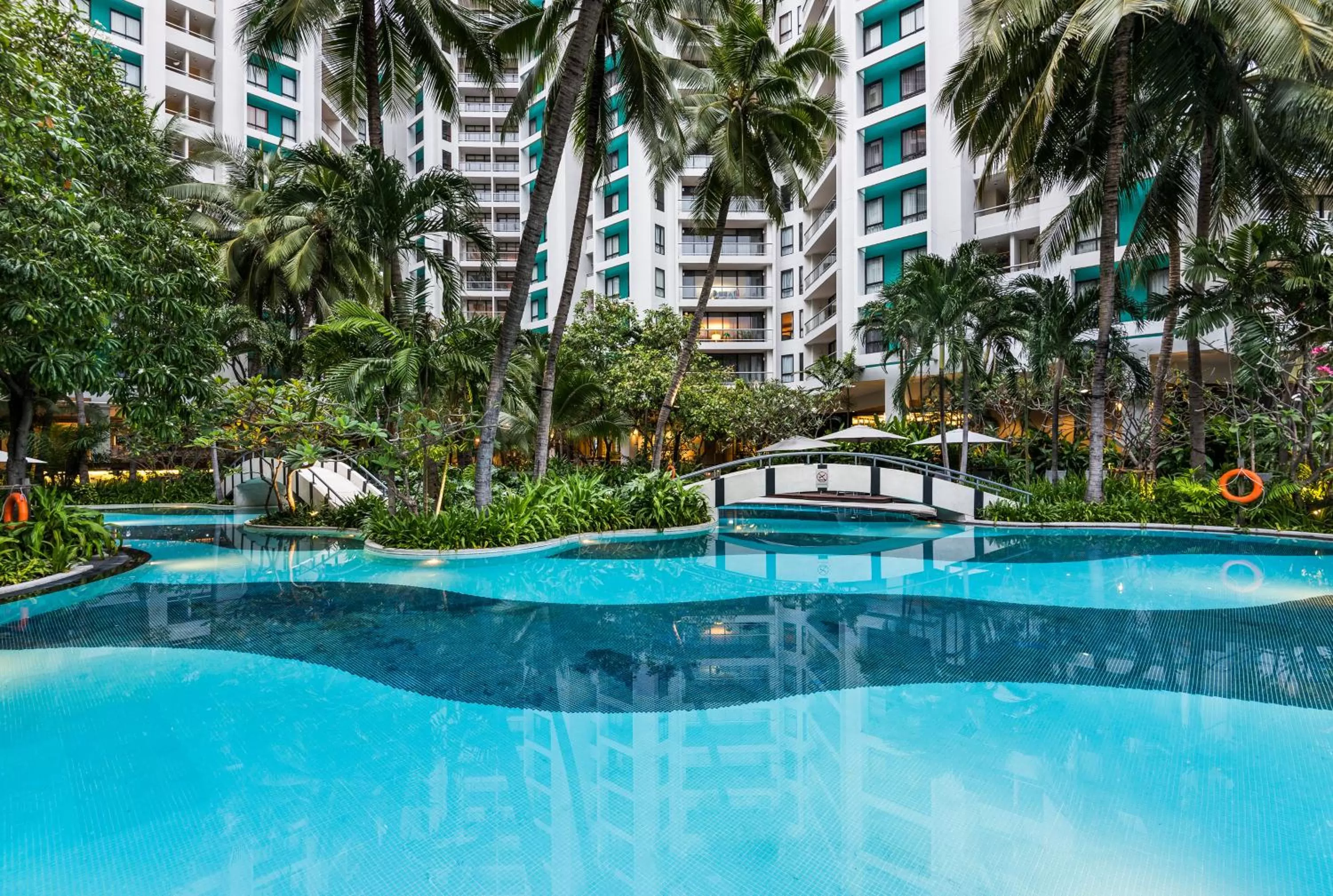 Swimming pool in Chatrium Sathon Bangkok