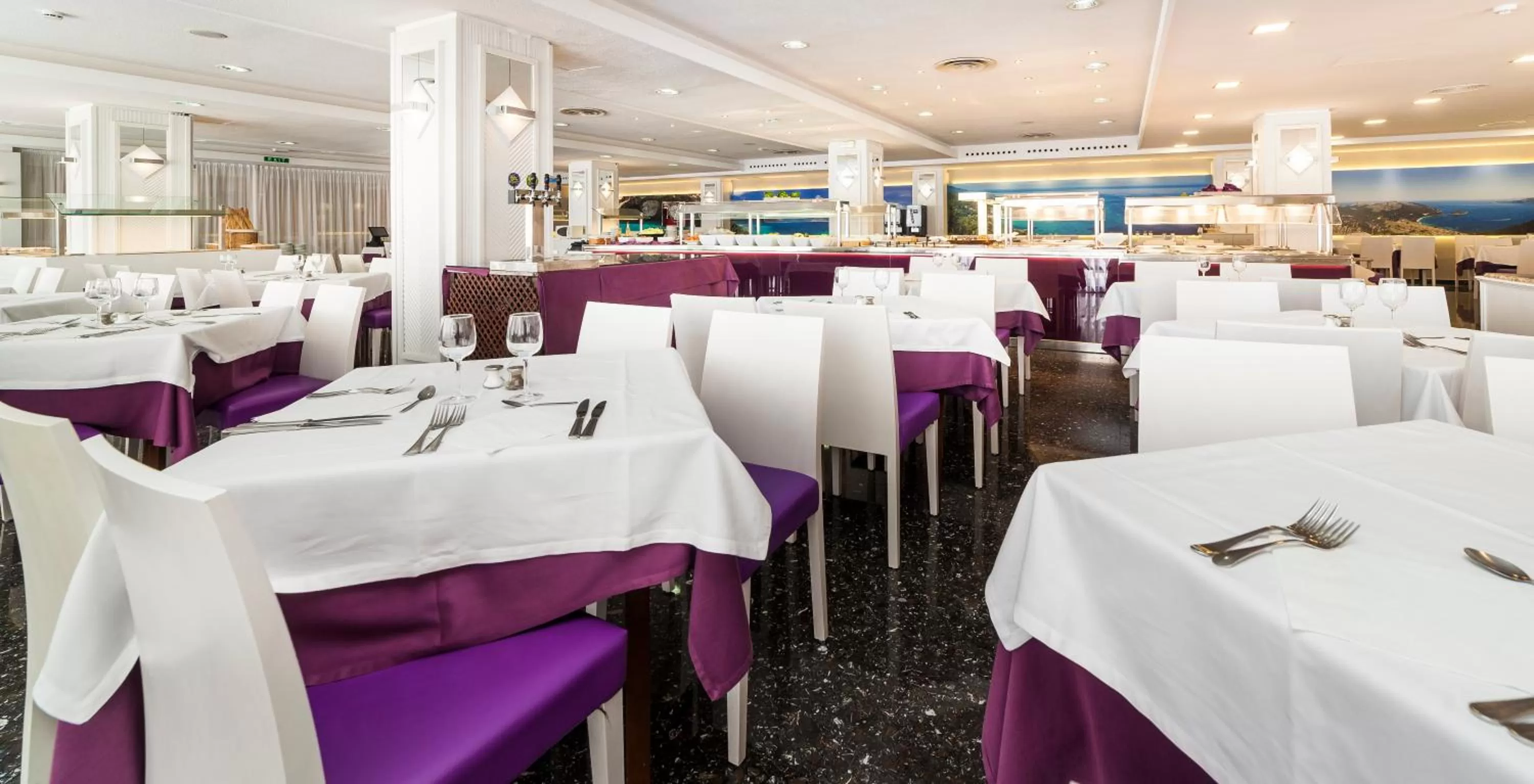 Restaurant/places to eat in Globales Palmanova