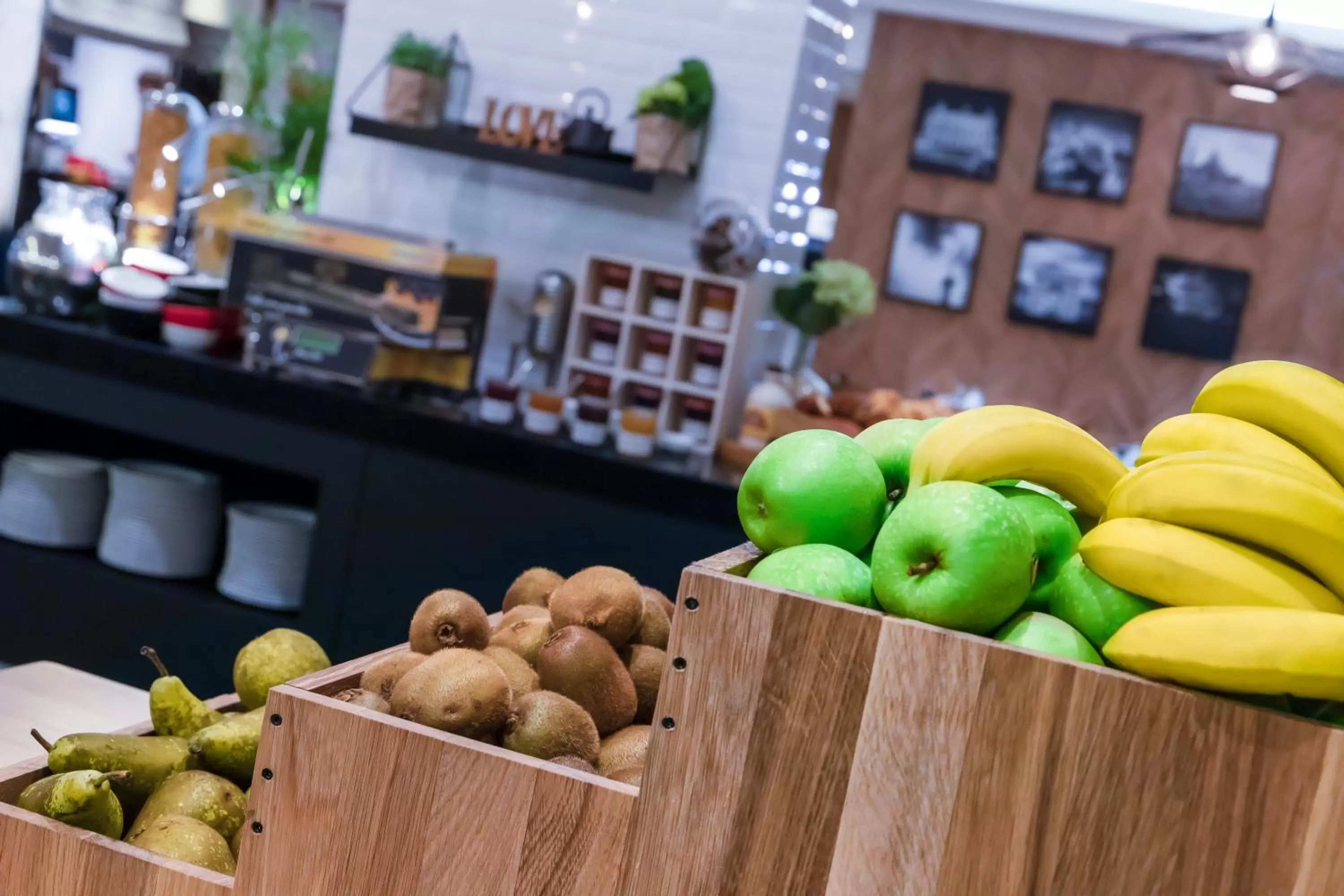 Breakfast in Novotel Paris 17