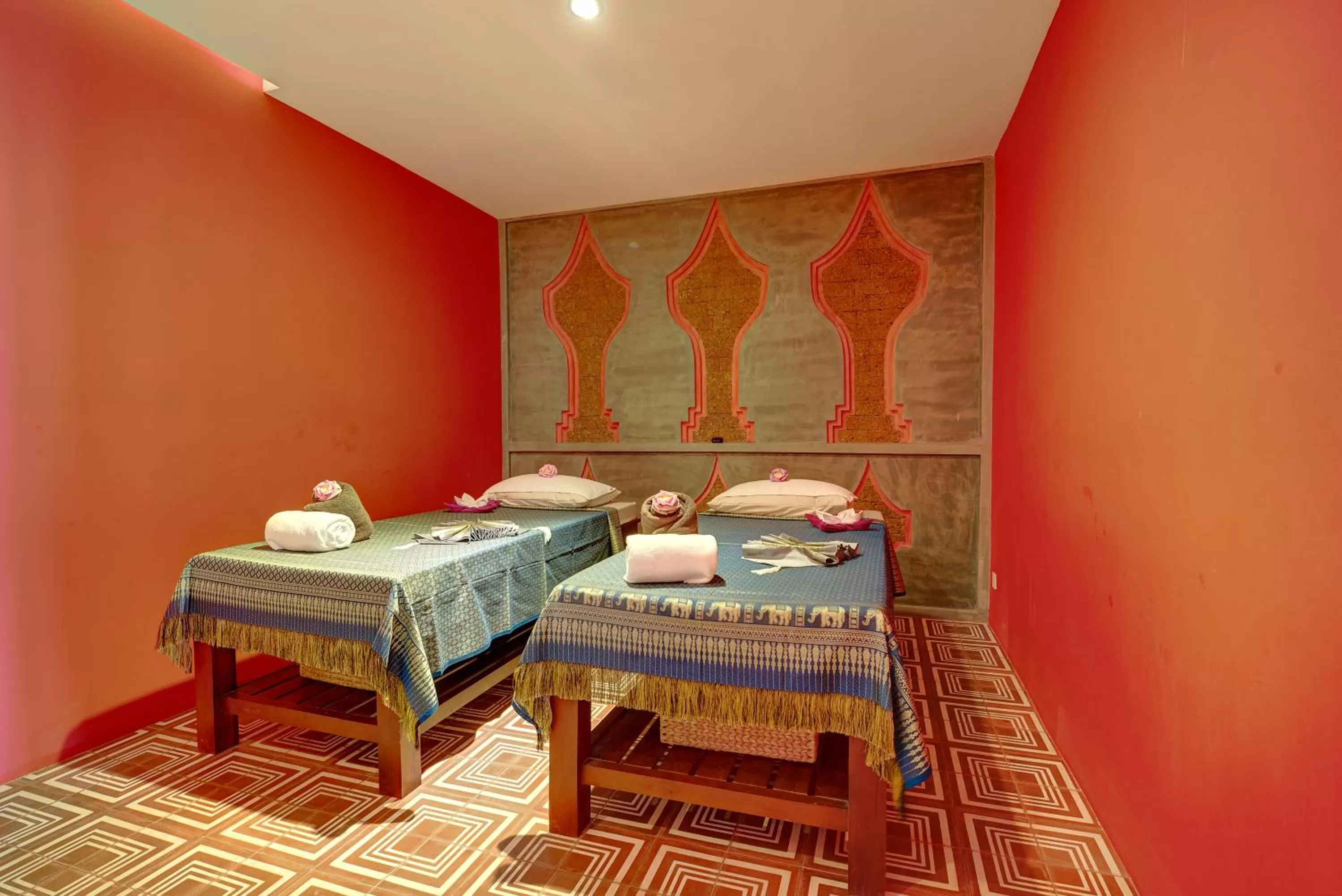 Massage, Bed in Golden Temple Retreat