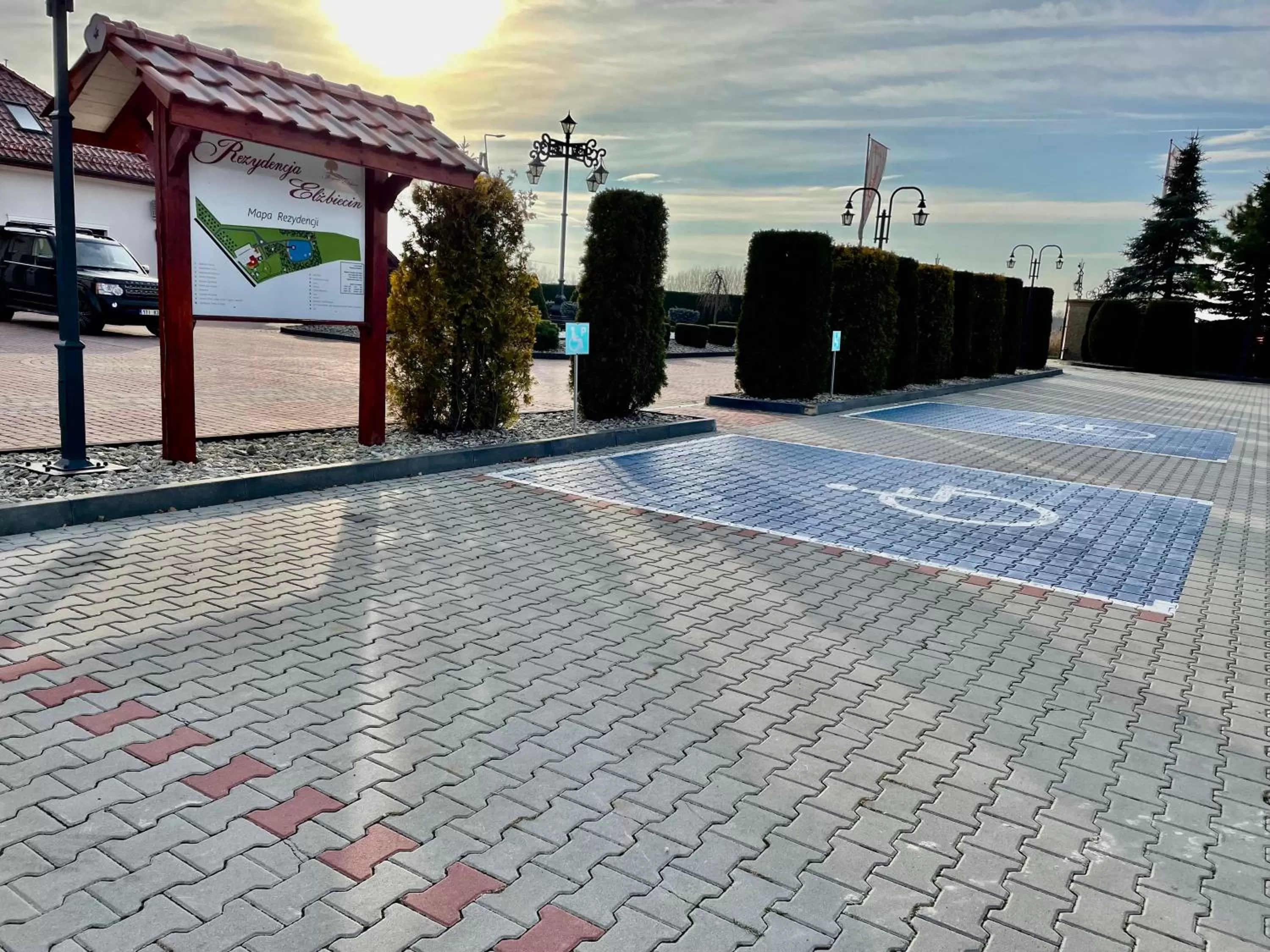 Day in Rezydencja Elżbiecin