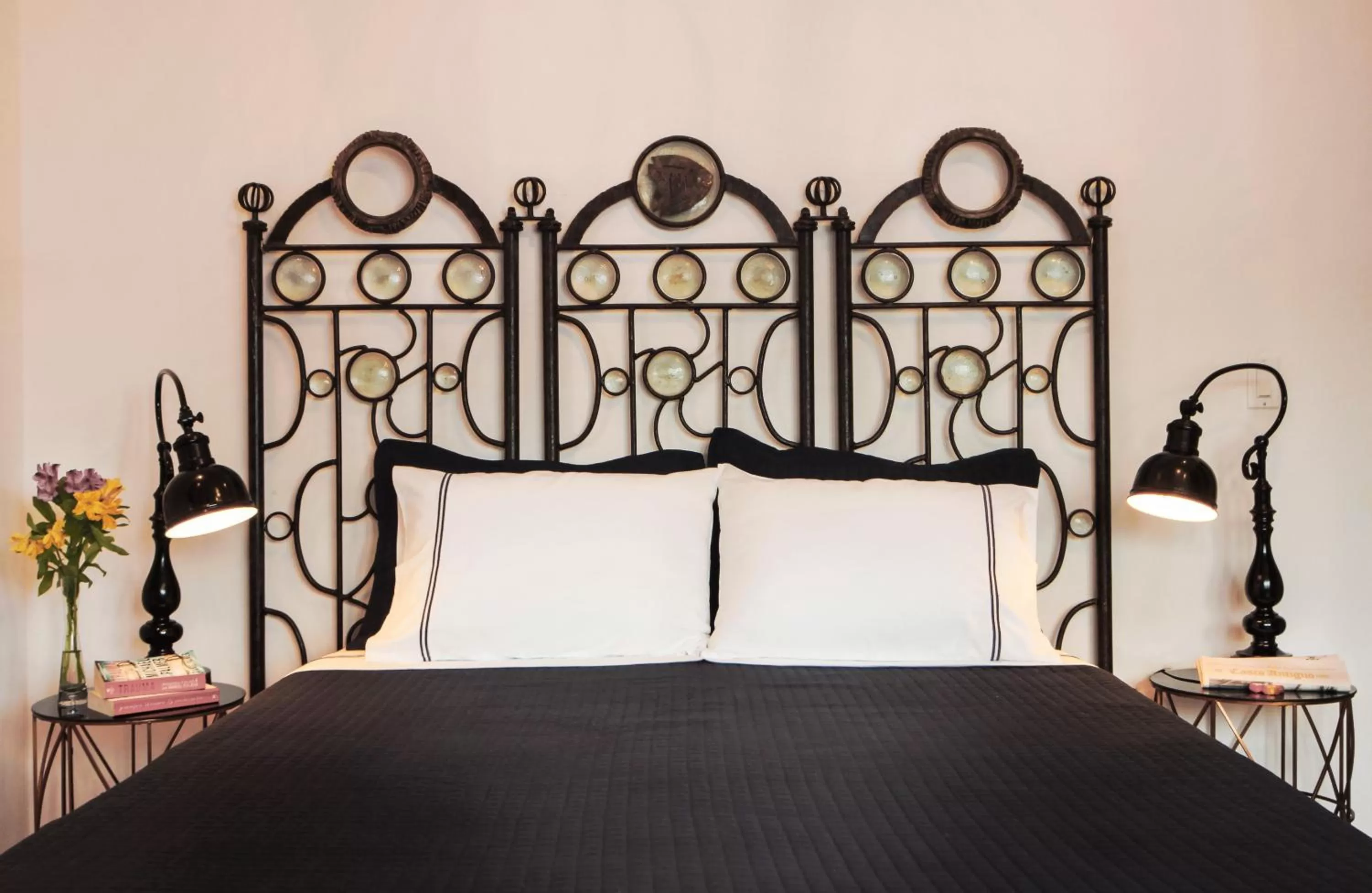 Bed in La Isabela Suites