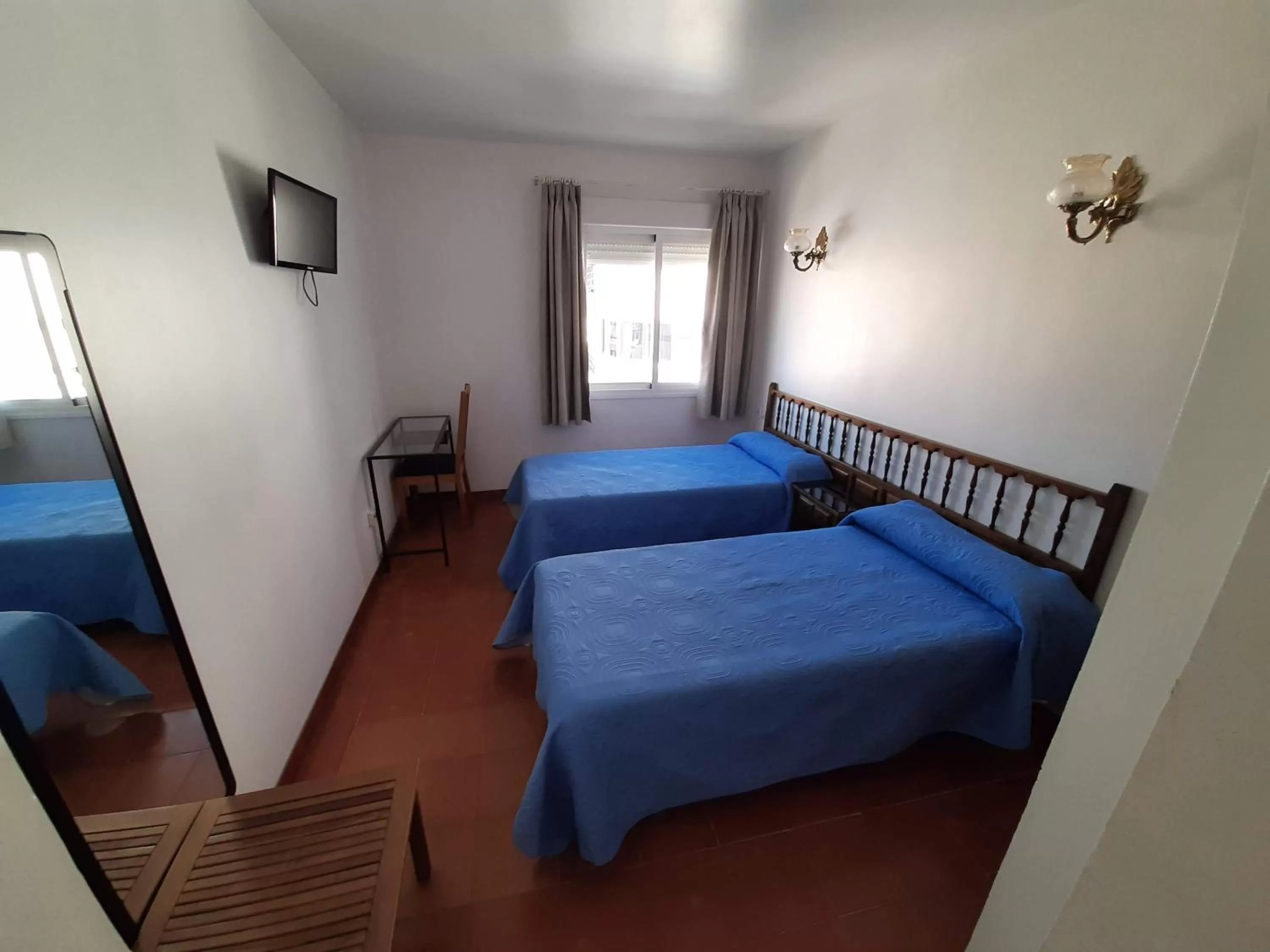 Photo of the whole room in Hotel Buenavista