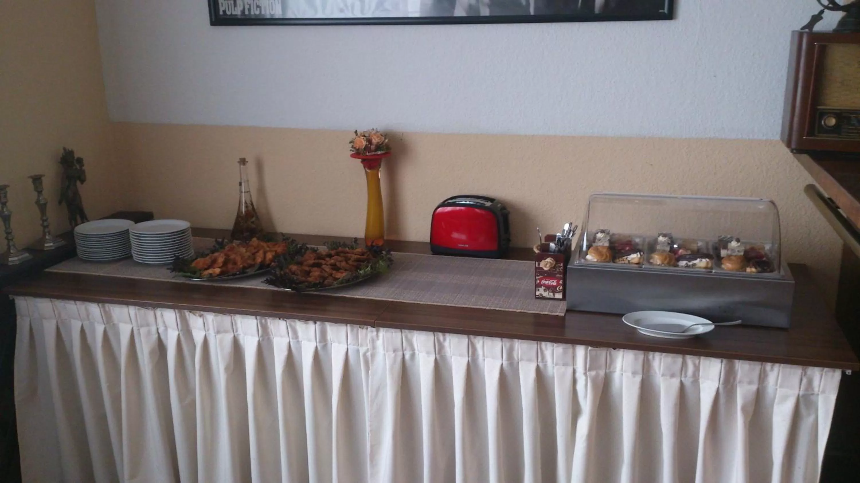 Meals, Food in Hotel Alfa