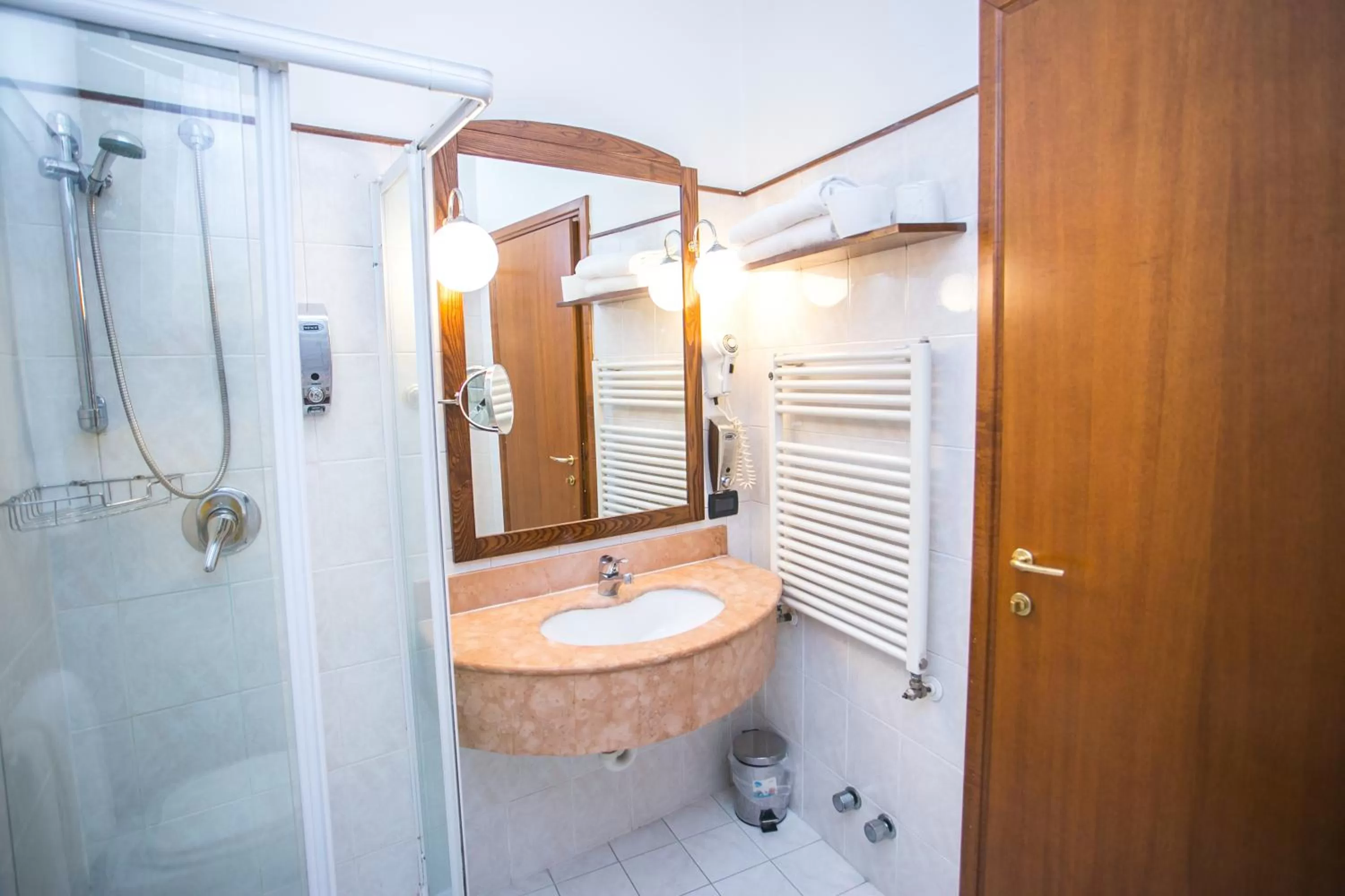 Bathroom in Primotel Brescia