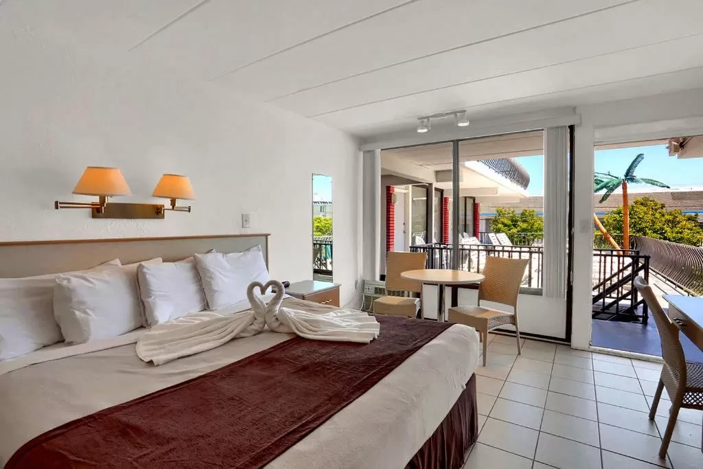 Bed in Heart of Wildwood Motel