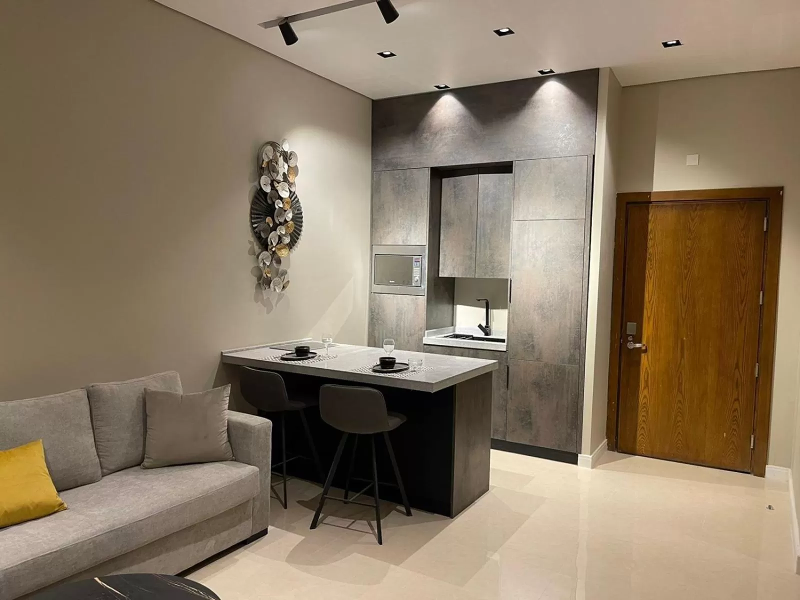 Kitchen or kitchenette in Voyage Residence فوياج ريسيدنس للشقق المخدومة