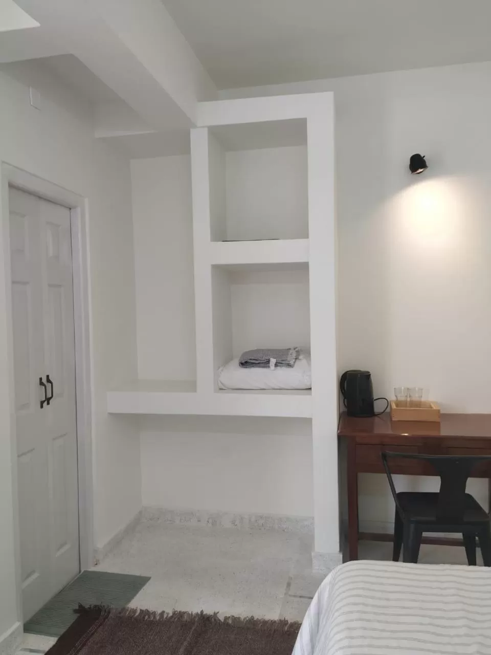 wardrobe, TV/Entertainment Center in Beseco Bed and Breakfast