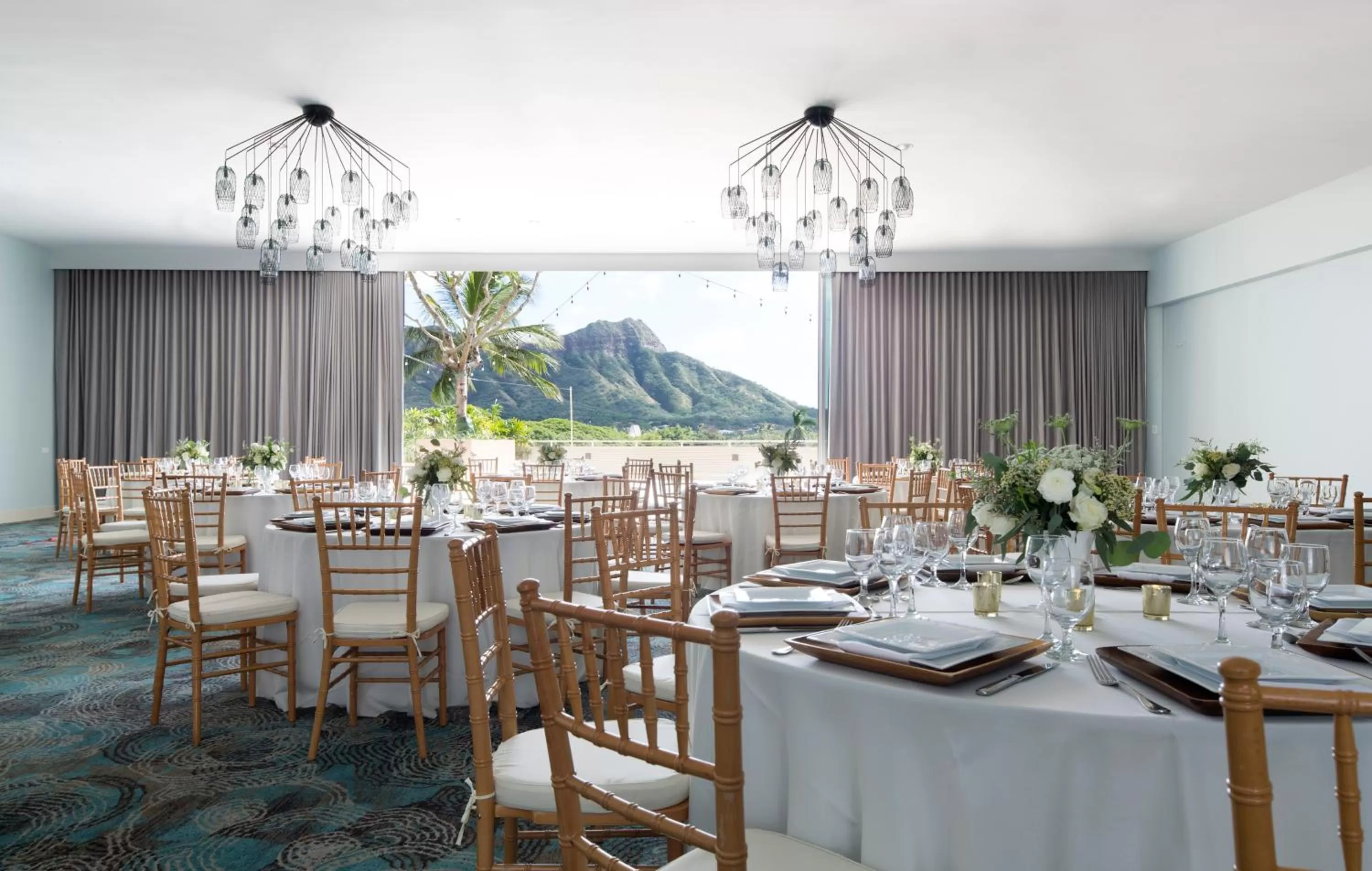 Banquet/Function facilities in Queen Kapiolani Hotel