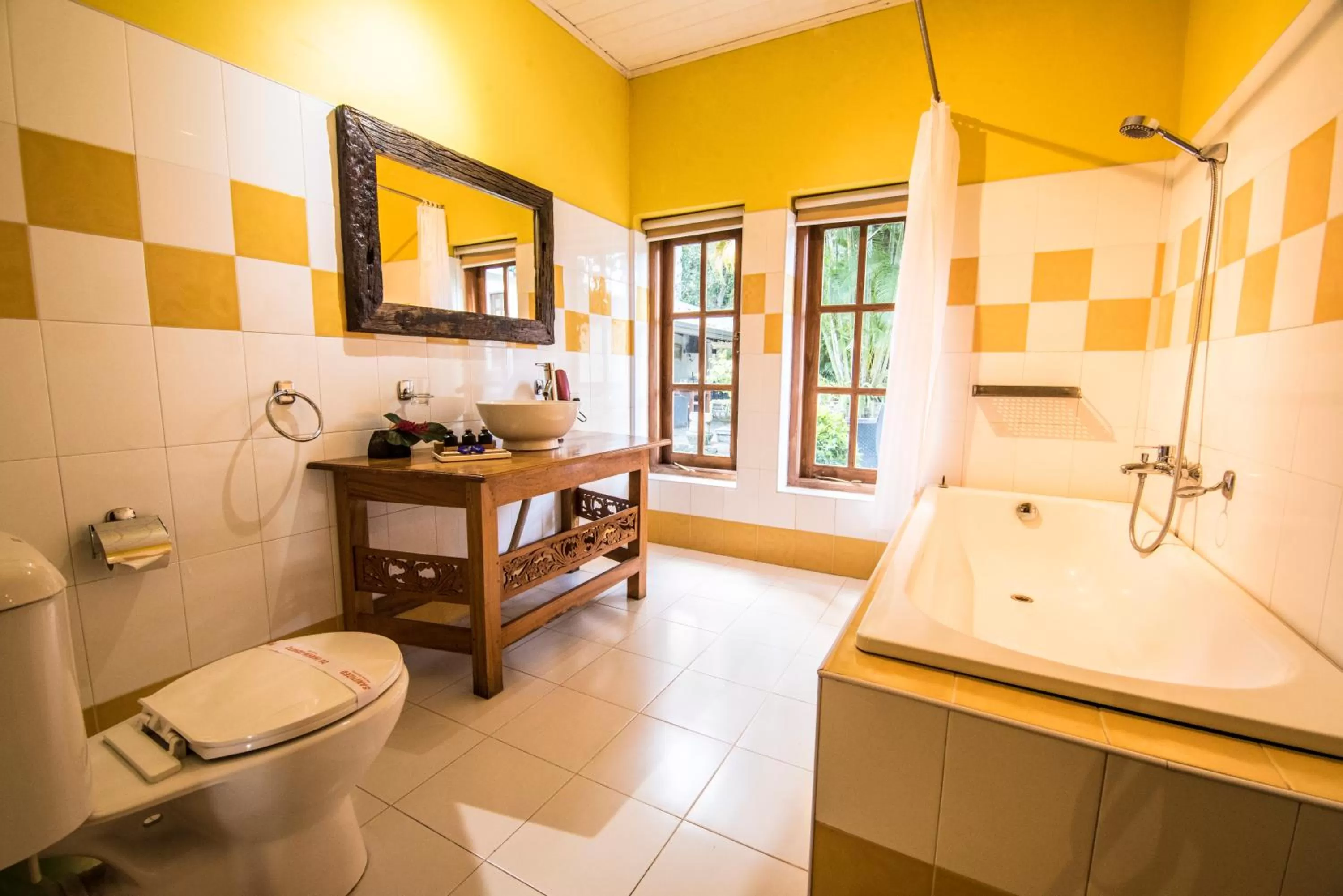 Bathroom in Ella Planters Bungalow