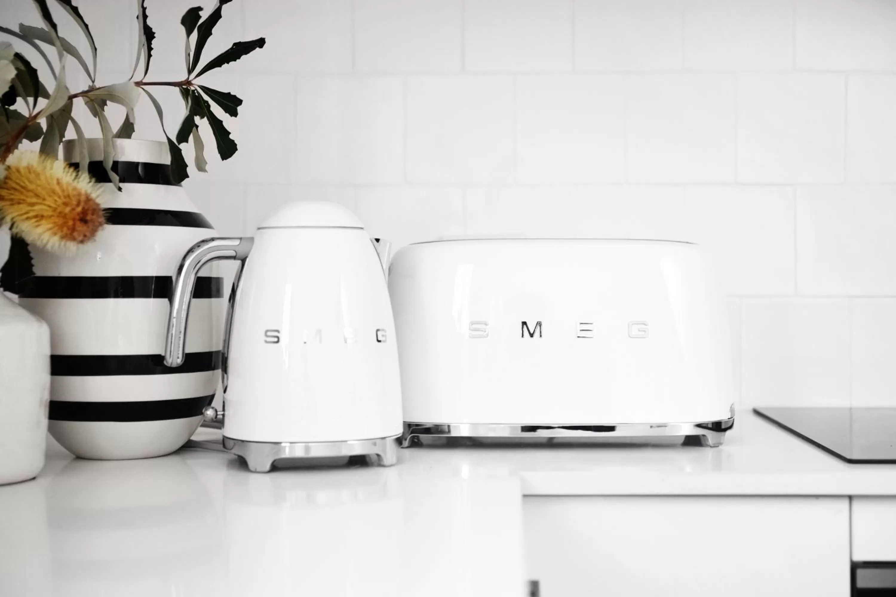 Communal lounge/ TV room in Stunning Flourish ON Bull