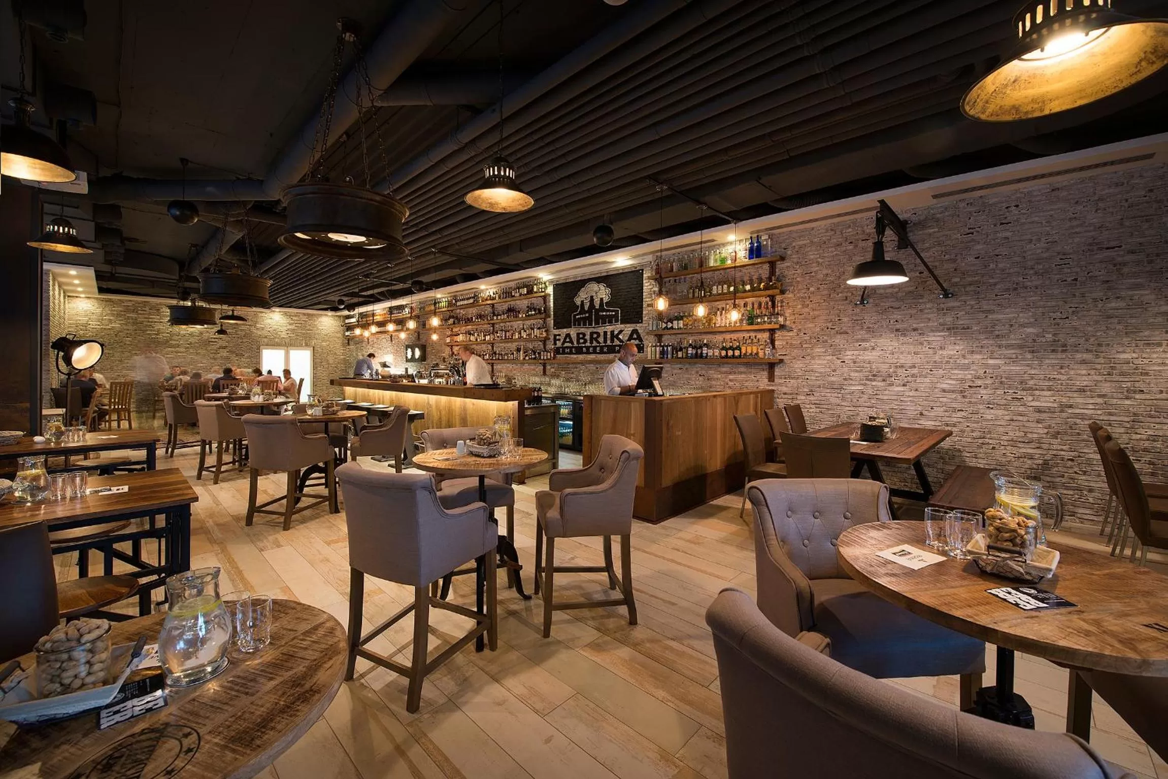 Restaurant/places to eat in LOFT Hotel Bratislava
