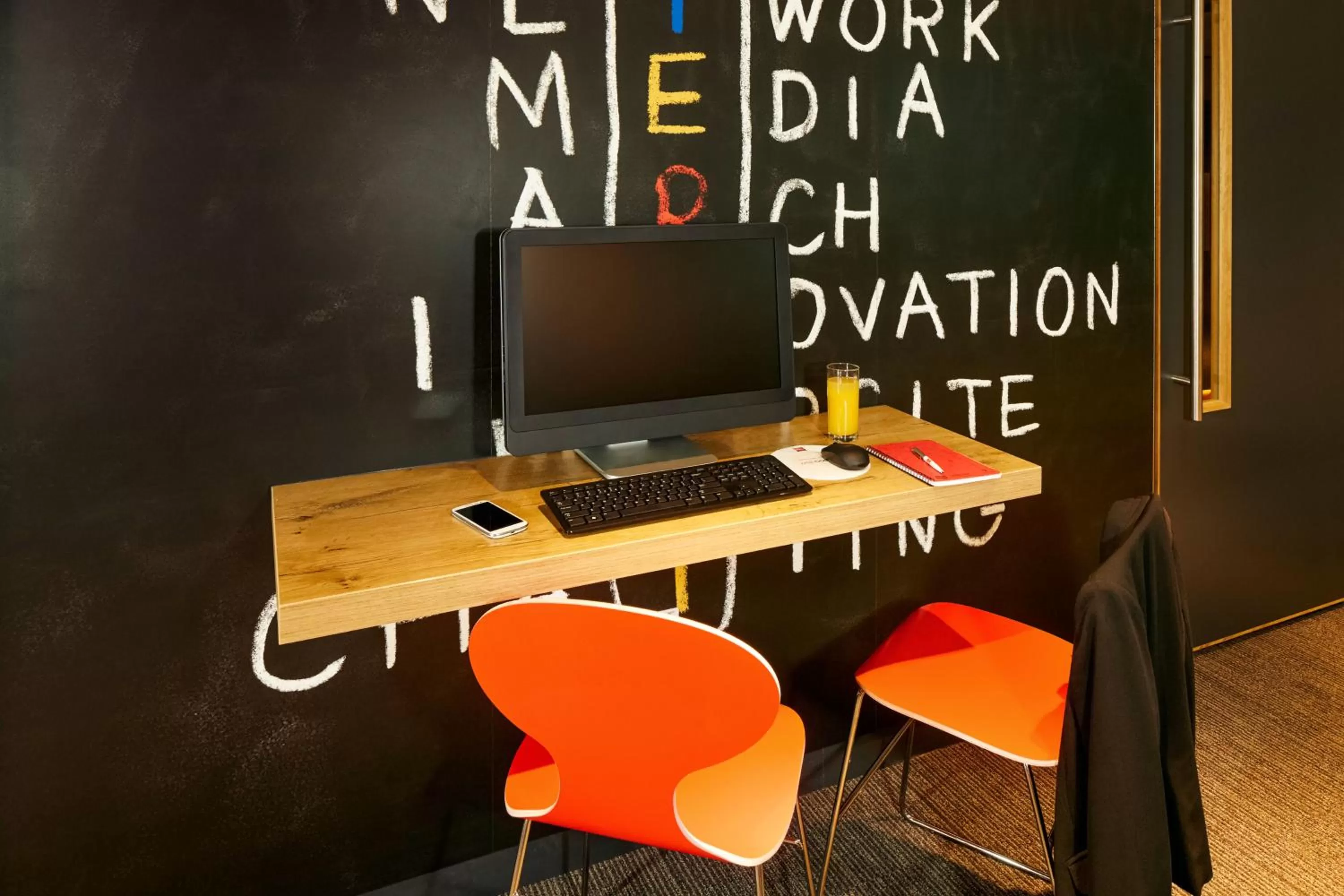 Business facilities in ibis London Thurrock M25