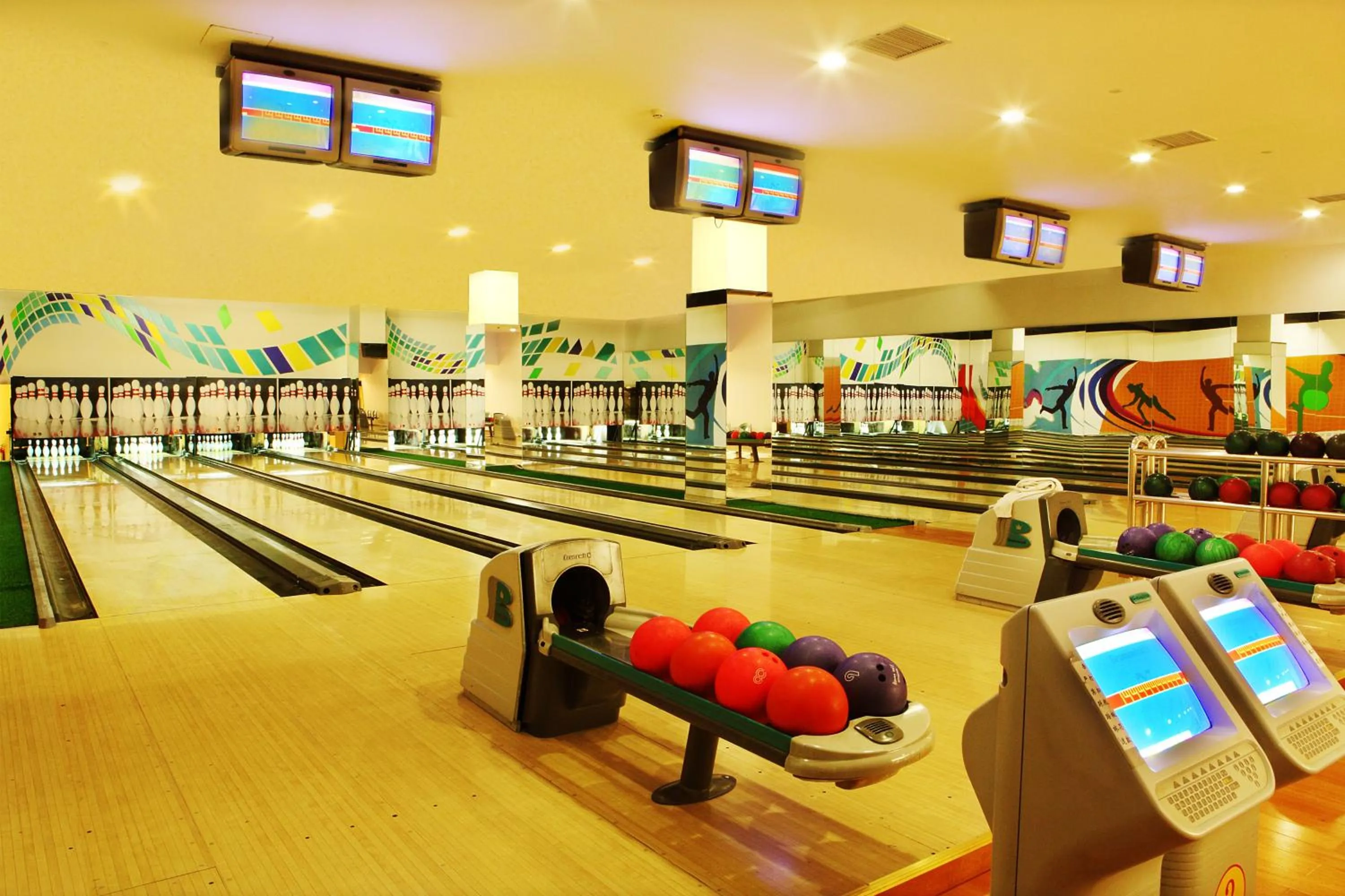 Bowling in Mercure Wanshang Beijing