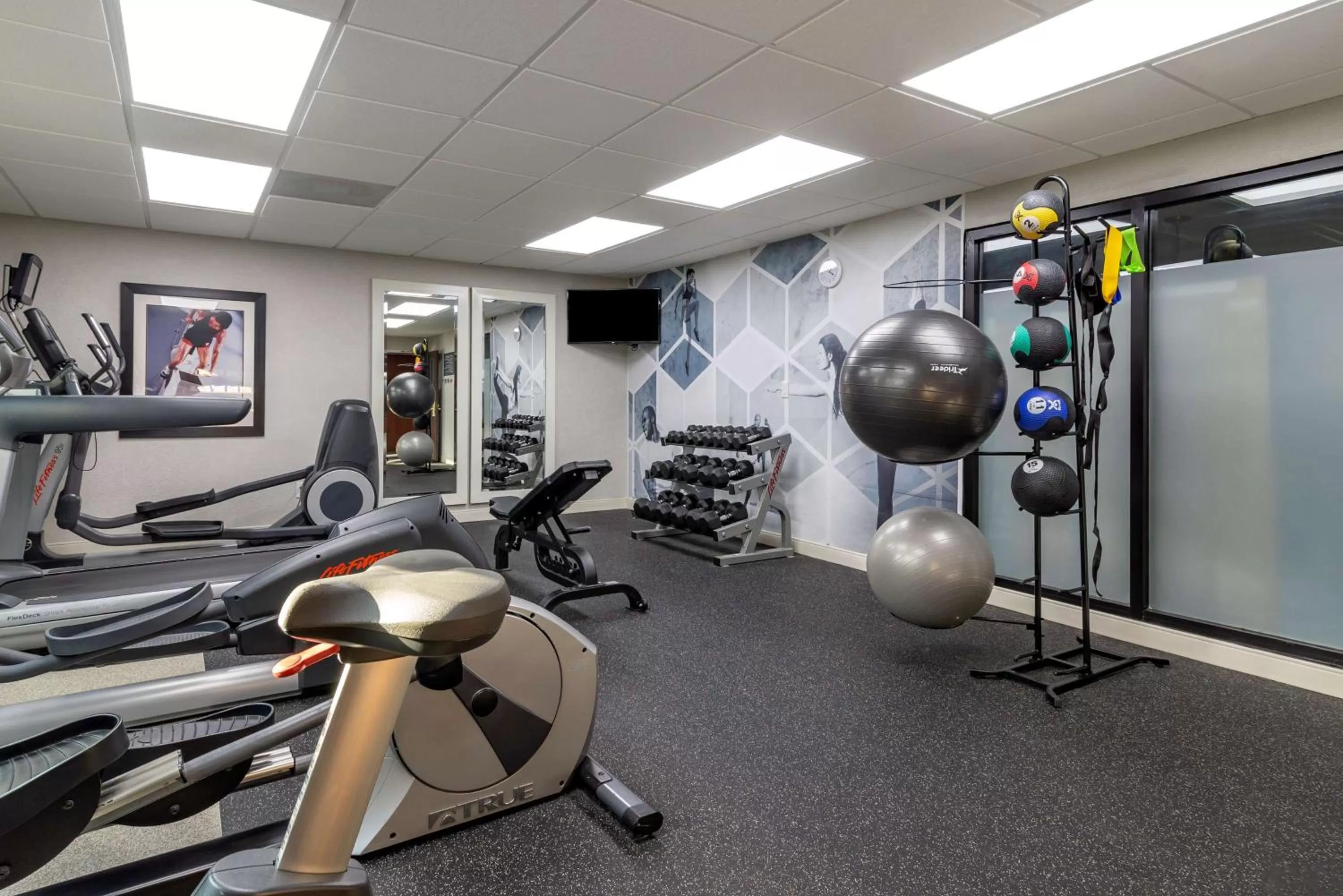 Fitness centre/facilities in Best Western Plus Dalton Inn