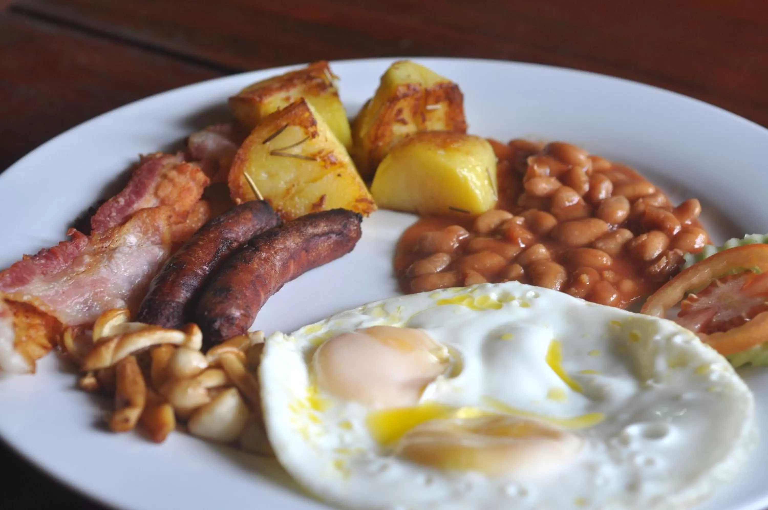 Breakfast in LITTLE EDEN Bungalows