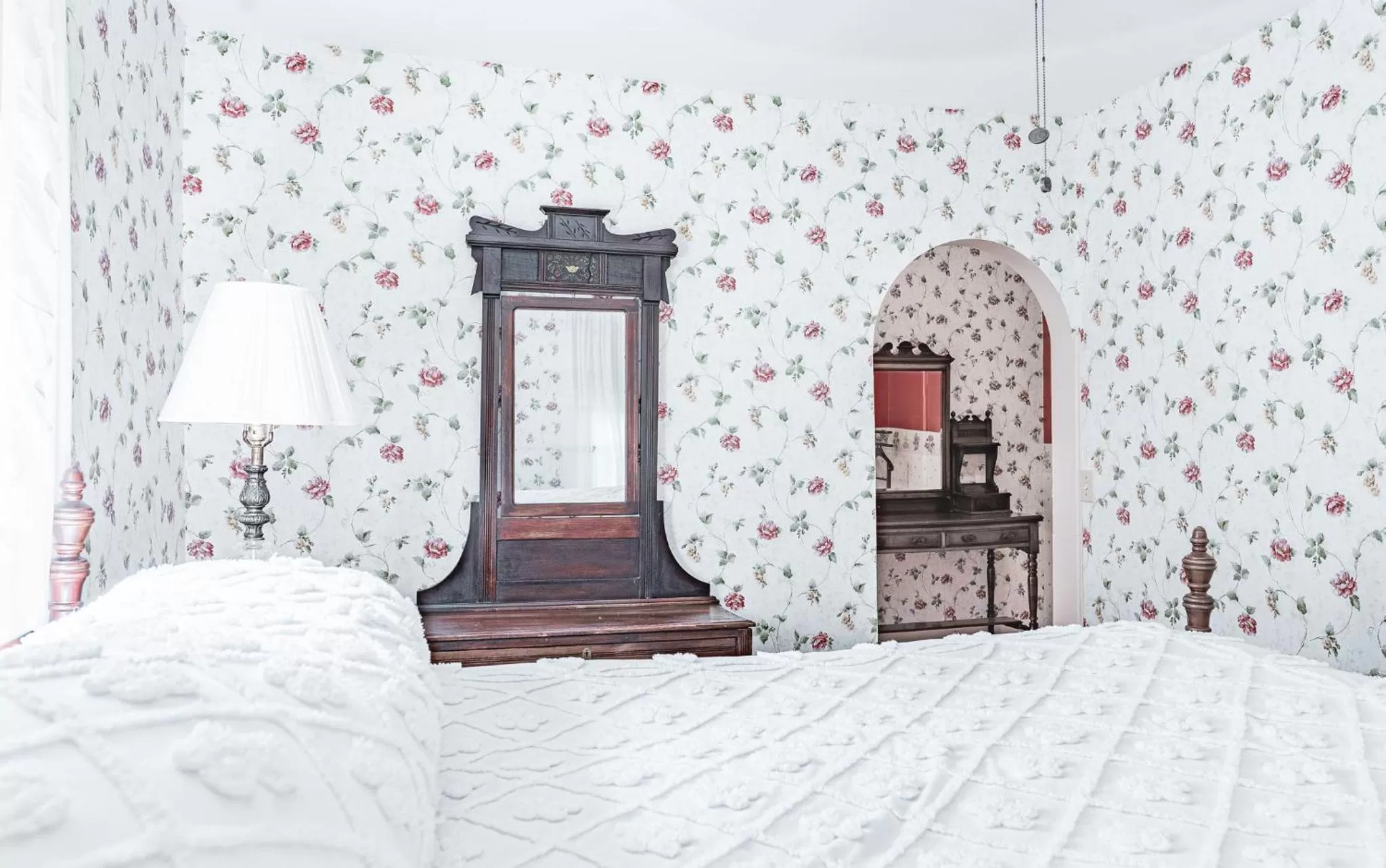 Bed in Black Mountain Inn