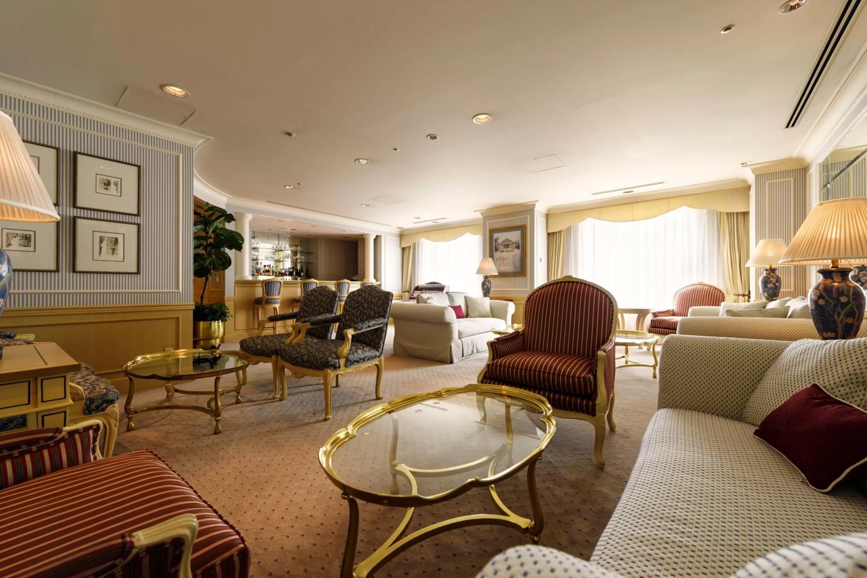 Lounge or bar in Dai-ichi Hotel Tokyo
