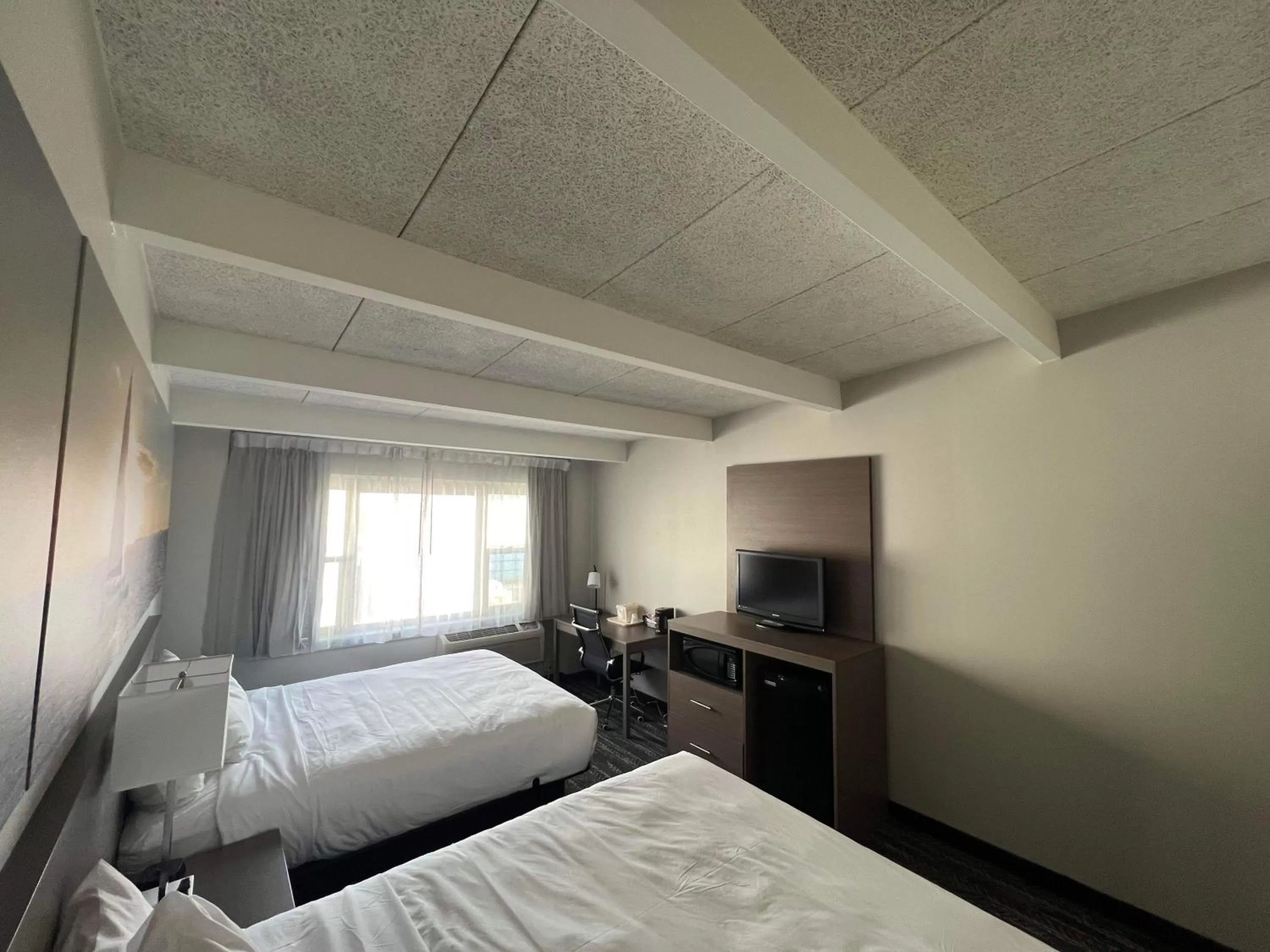 Property building in Days Inn by Wyndham Manitowoc