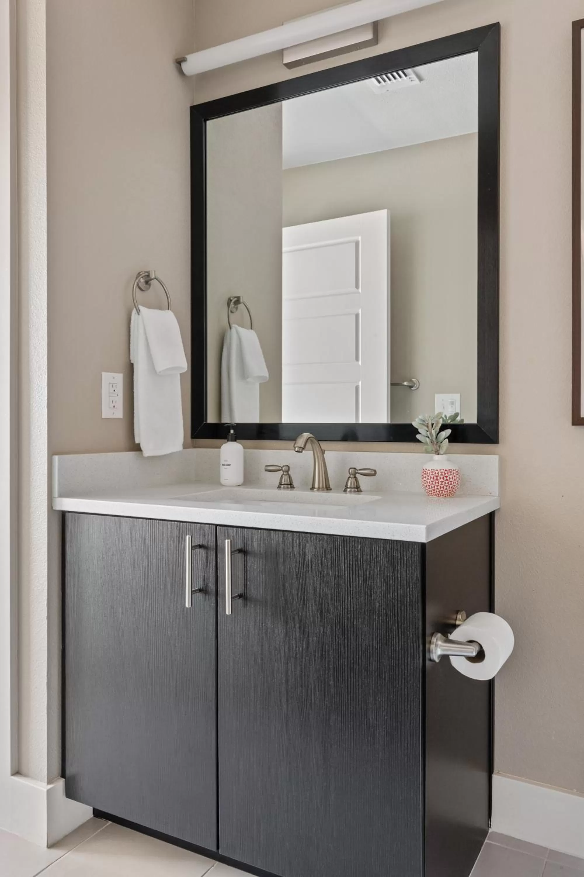 Bathroom in Kasa Union Station Denver