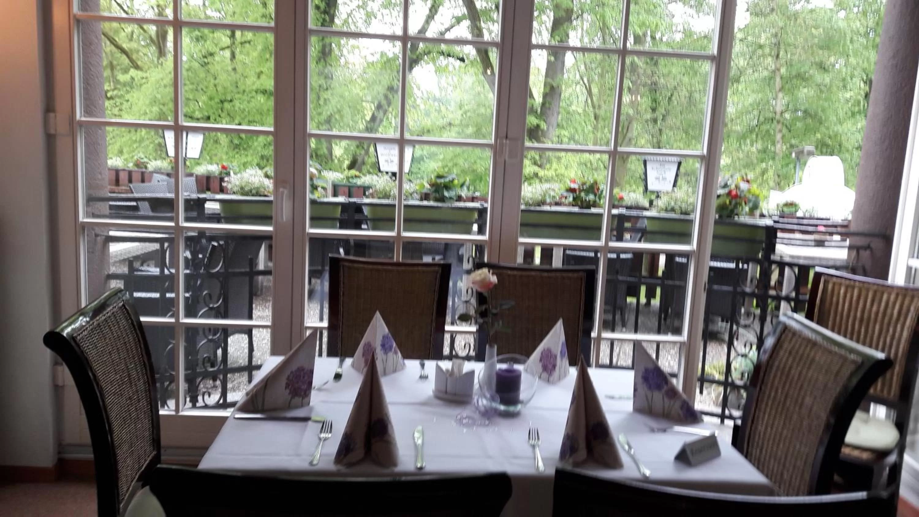 Restaurant/Places to Eat in Traumparadies