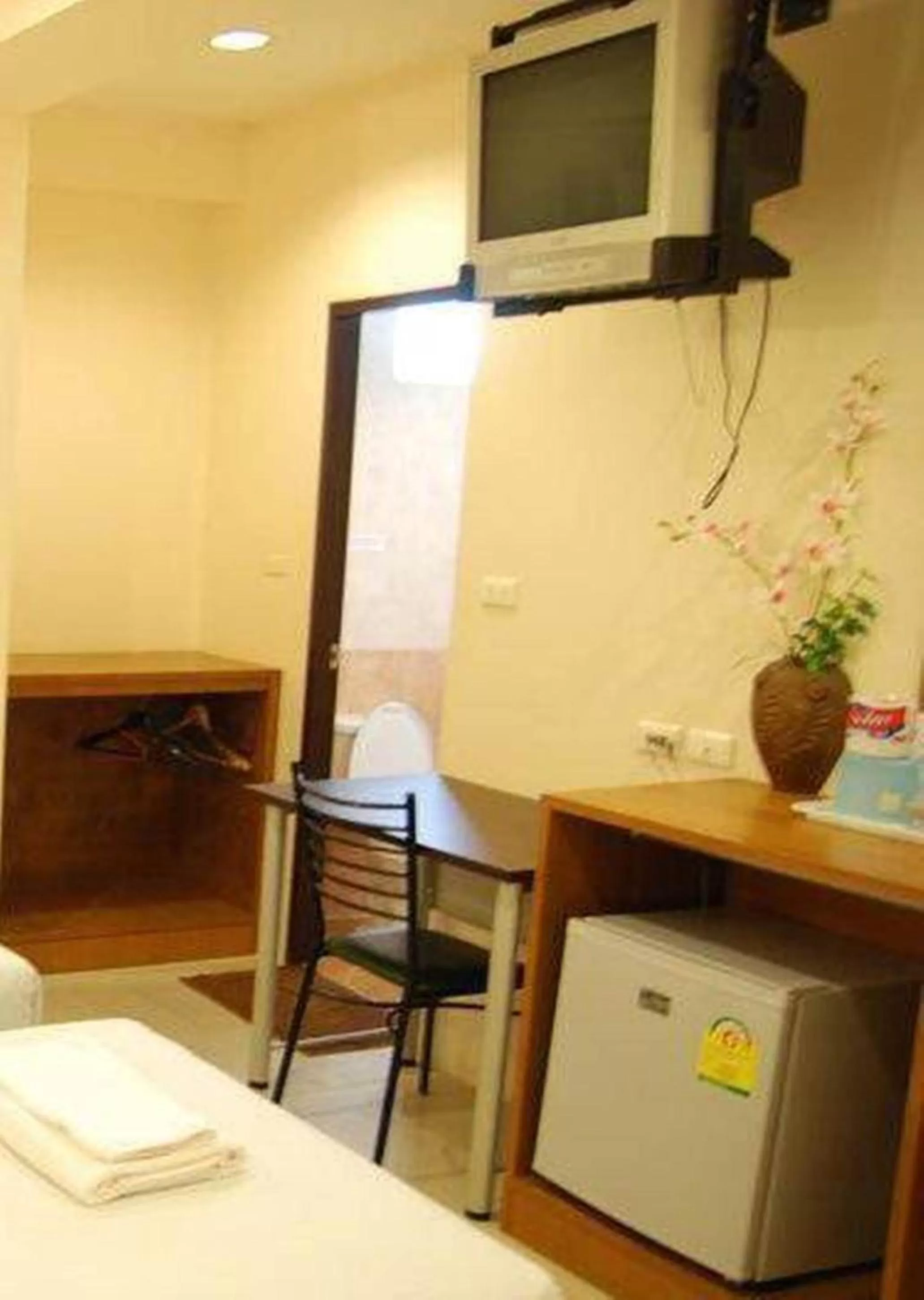 TV and multimedia, Bed in Rambuttri House