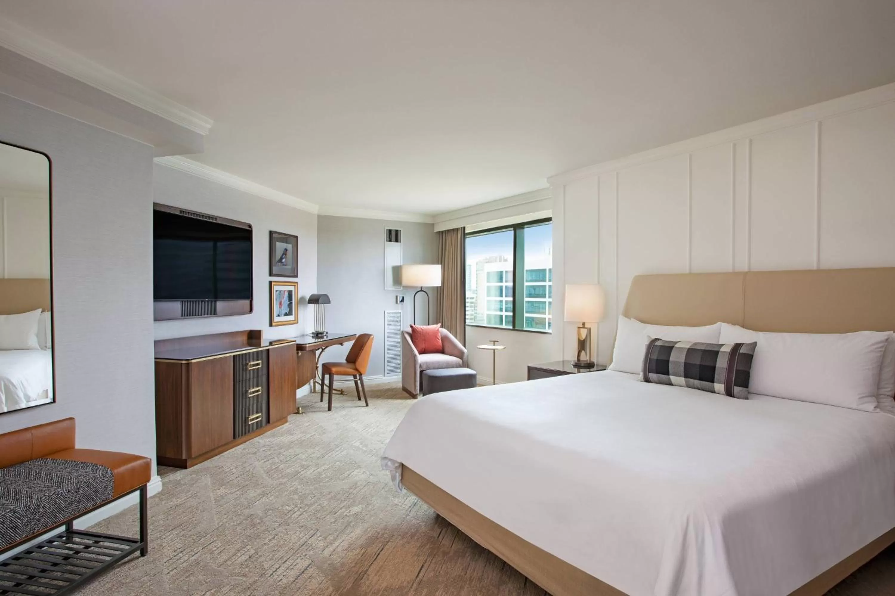 Bedroom, Bed in JW Marriott Atlanta Buckhead